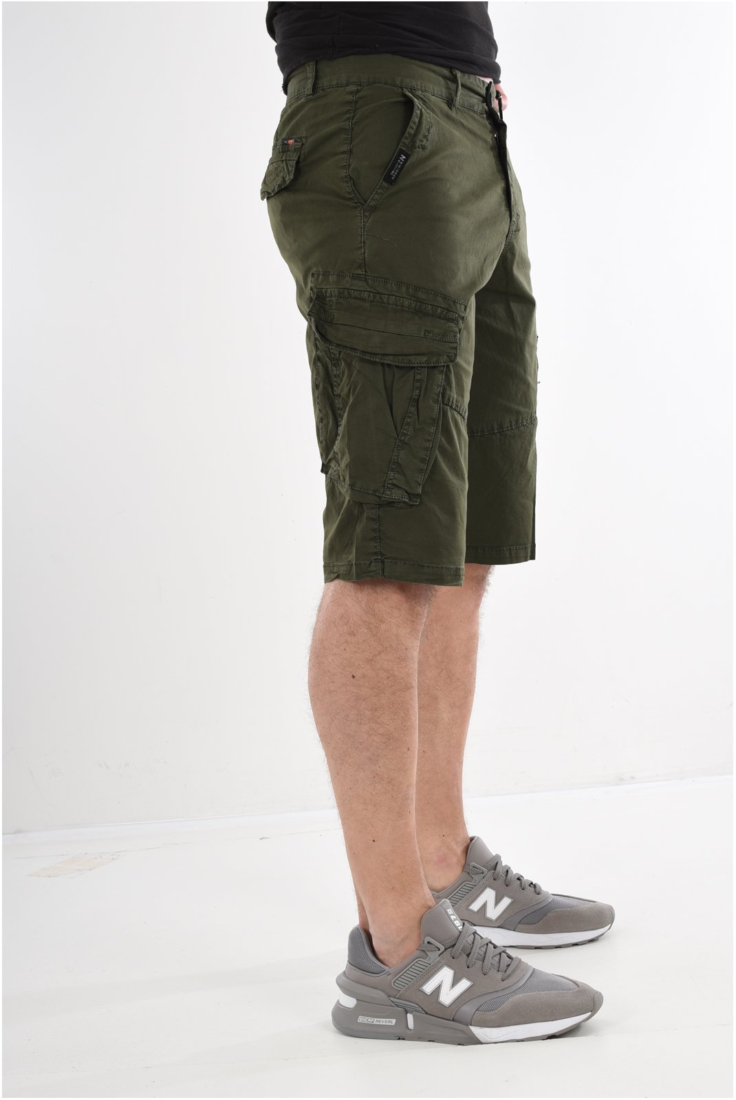 Shorts & Bermudas  Leo gutti AK7917 KHAKI