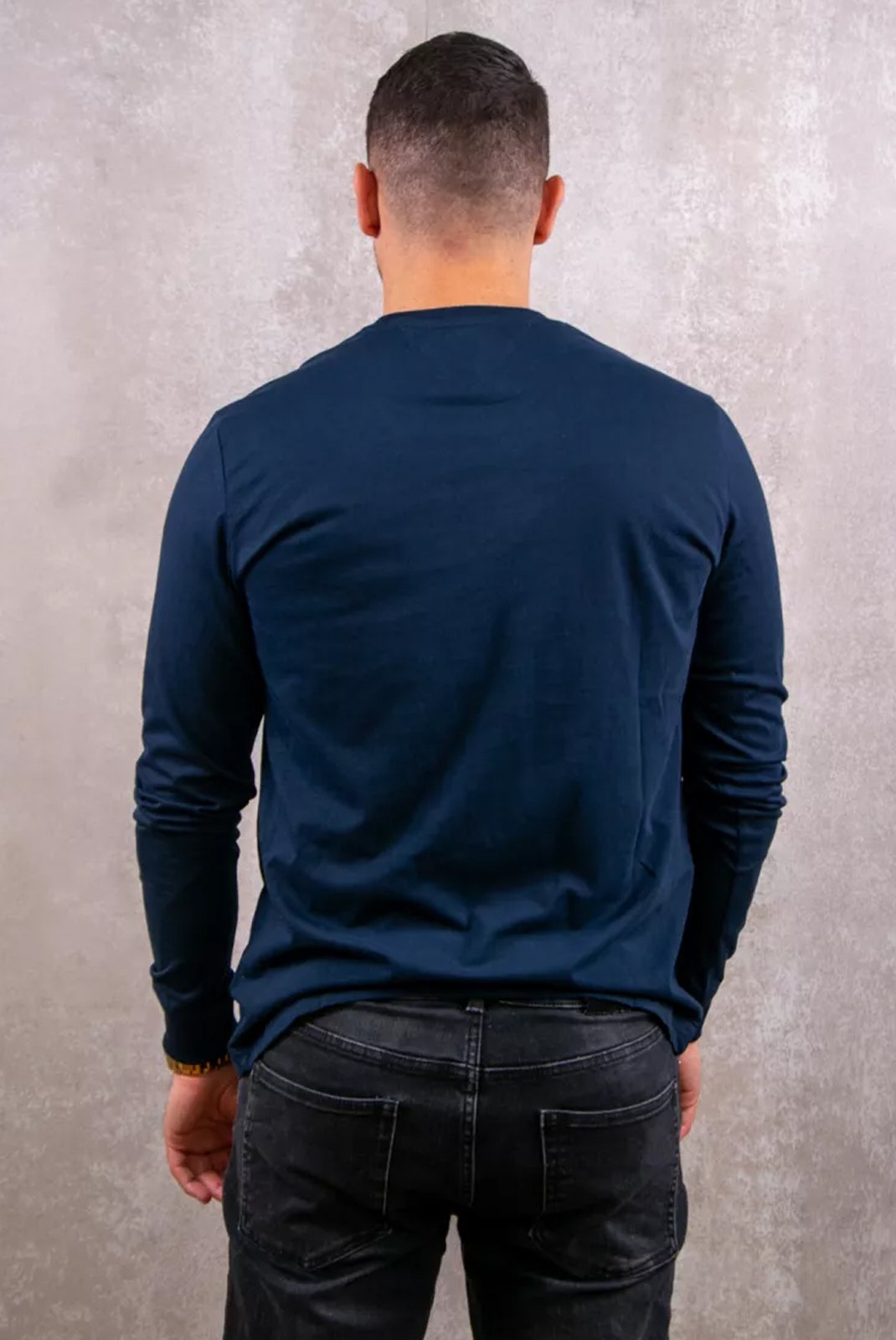 T-S manches longues  Tommy Jeans DM0DM21594 C1G Dark Night Navy