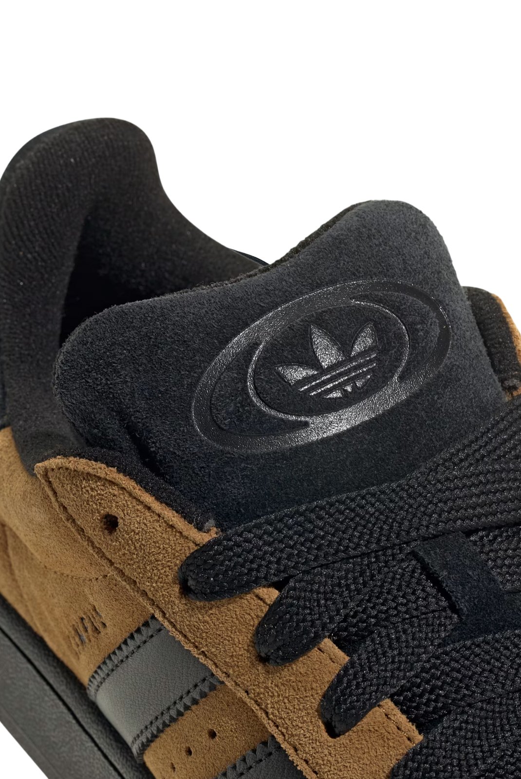 Sneakers / Sport  Adidas JH8998 Core black / Bronze strata