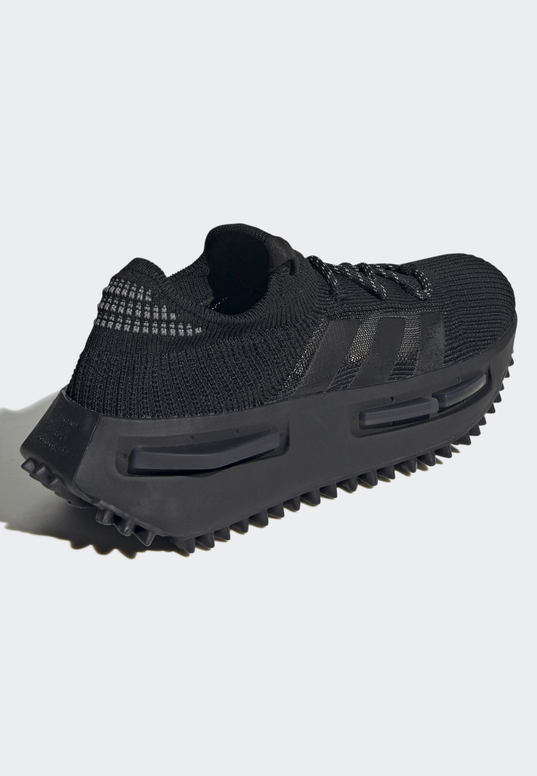 Sneakers / Sport  Adidas FZ6381 Black Grey