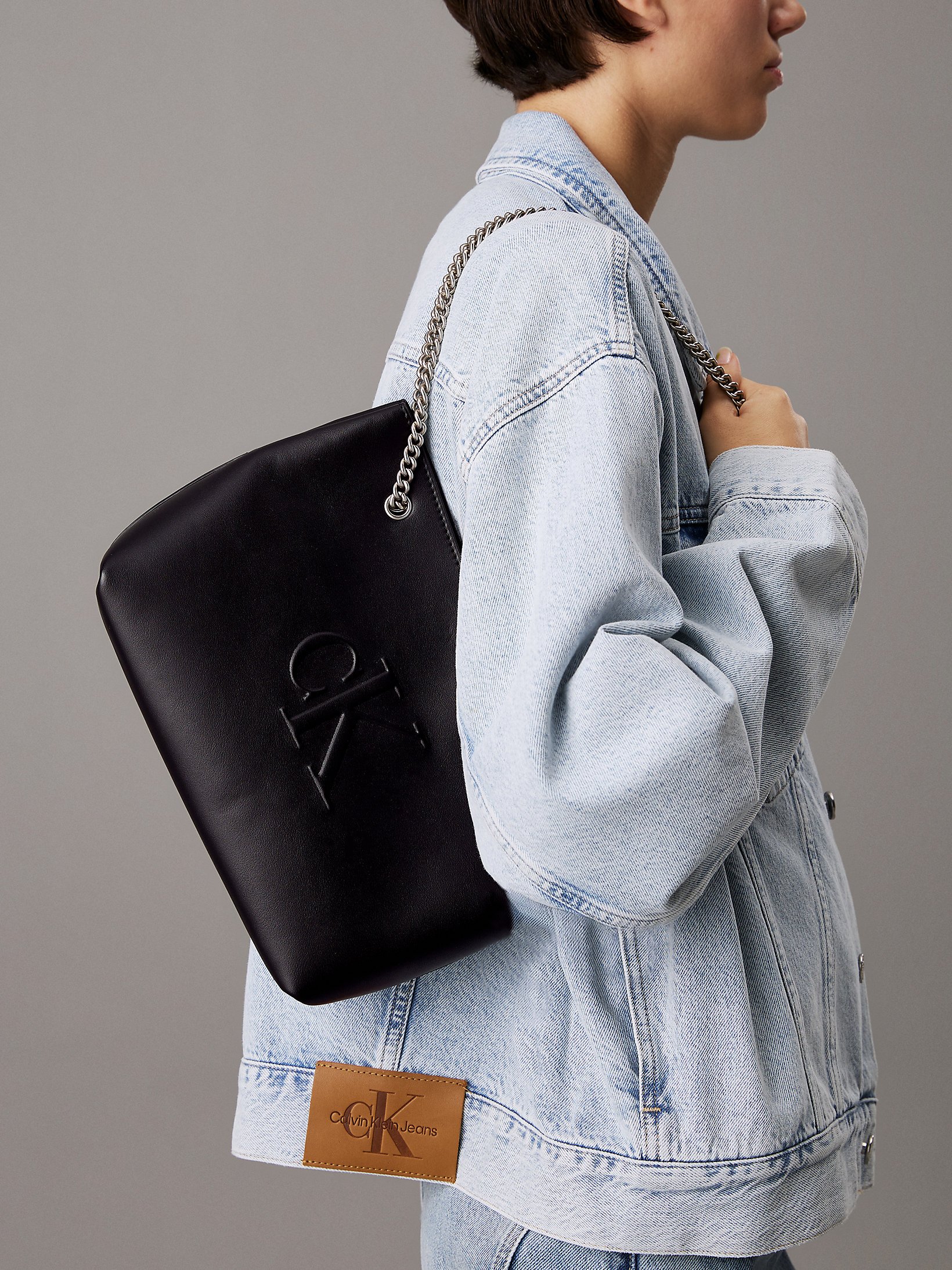 Sac porté épaule  Calvin klein LV04K3163G UB1 Na Black
