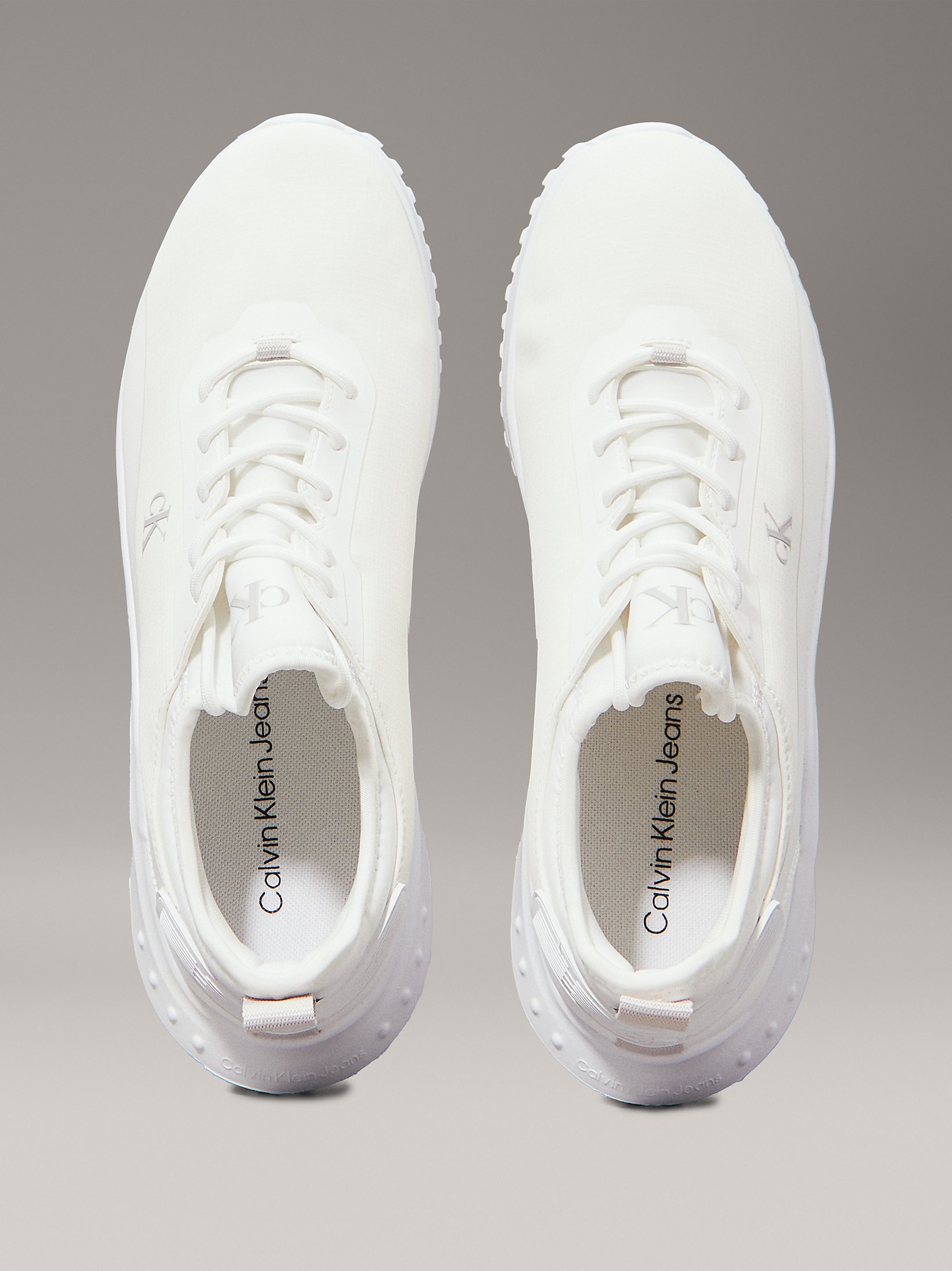 Sneakers / Sport  Calvin klein YM0YM01203 01V Bright White/Oyster Mushroom