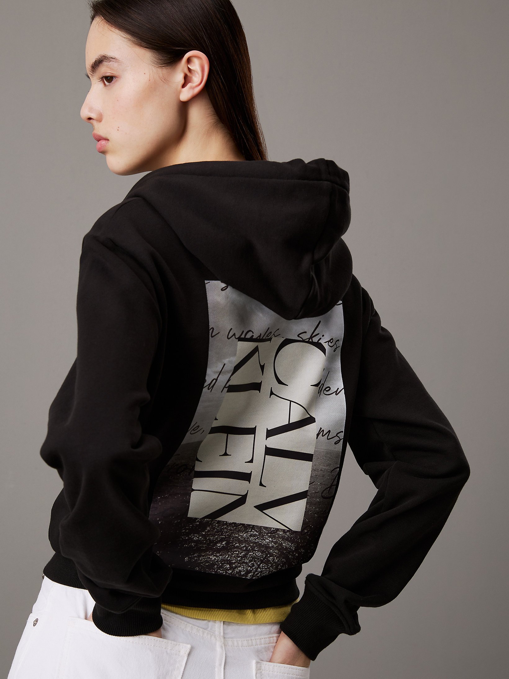 Sweat / sweat zippé  Calvin klein J20J225368 BEH Ck Black
