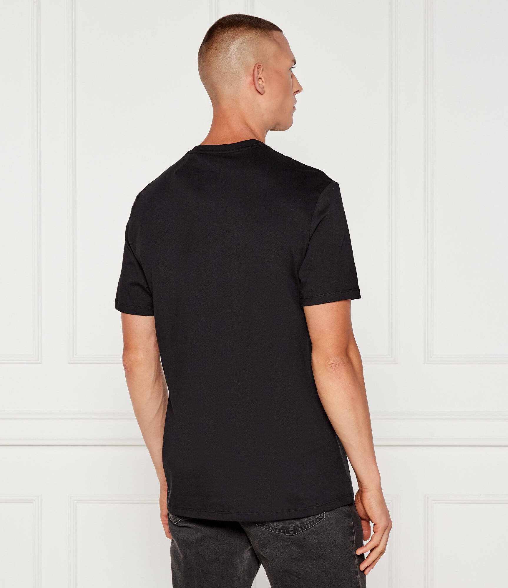 T-S manches courtes  Calvin klein LV04RC857G UB1 Black