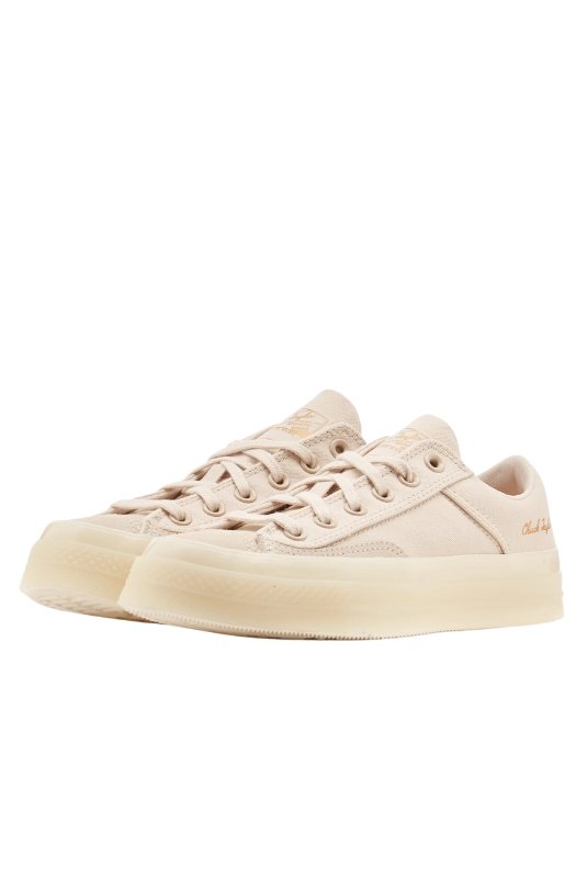 Baskets / Sneakers  Converse A10367C Beige