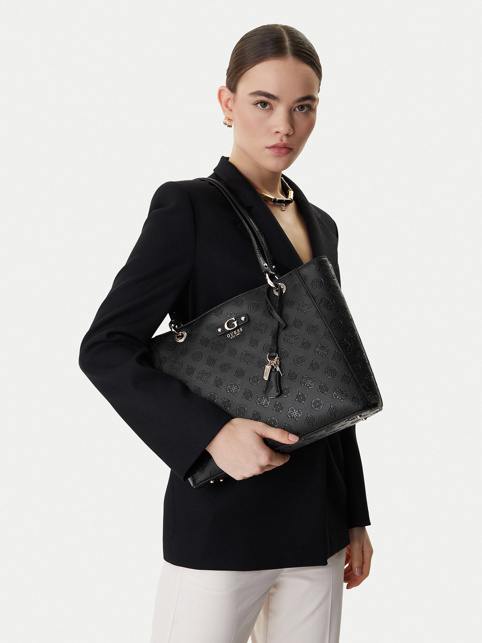 Cabas / Sacs shopping  Guess jeans HWPD76 02250 BLACK LOGO