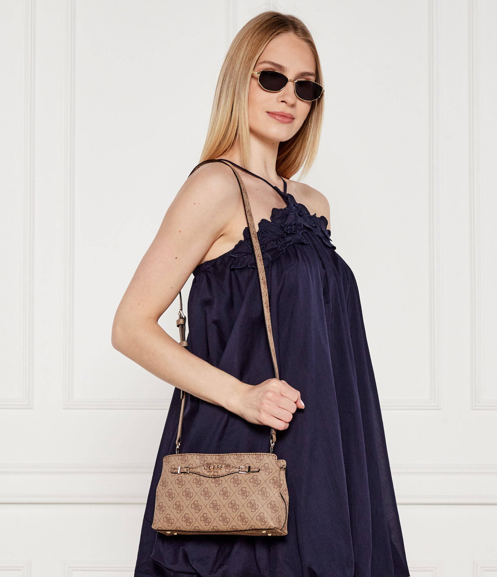 Sac porté épaule  Guess jeans HWSG96 52120 LATTE LOGO