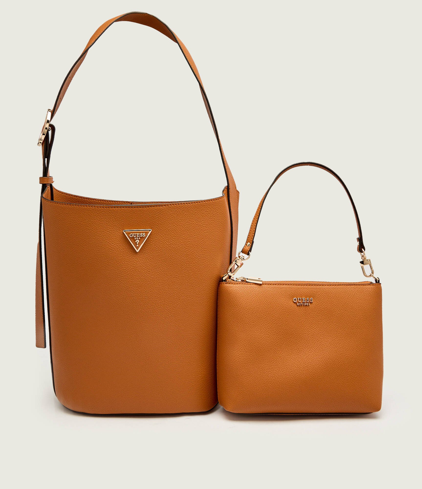 Sac porté épaule  Guess jeans HWBG69 74040 COGNAC