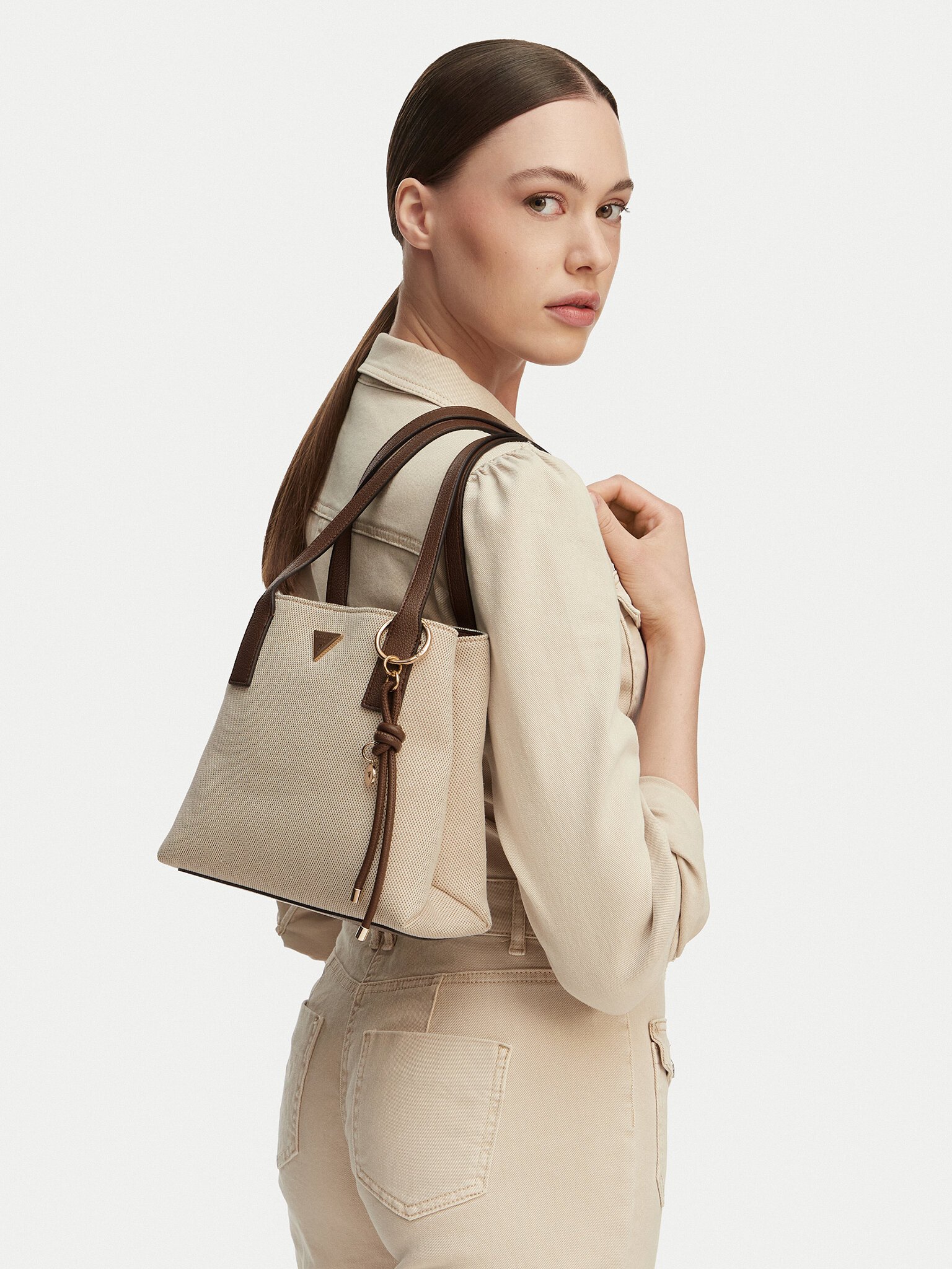 Sac porté épaule  Guess jeans HWWG99 26220 NATURAL/ESPRESSO