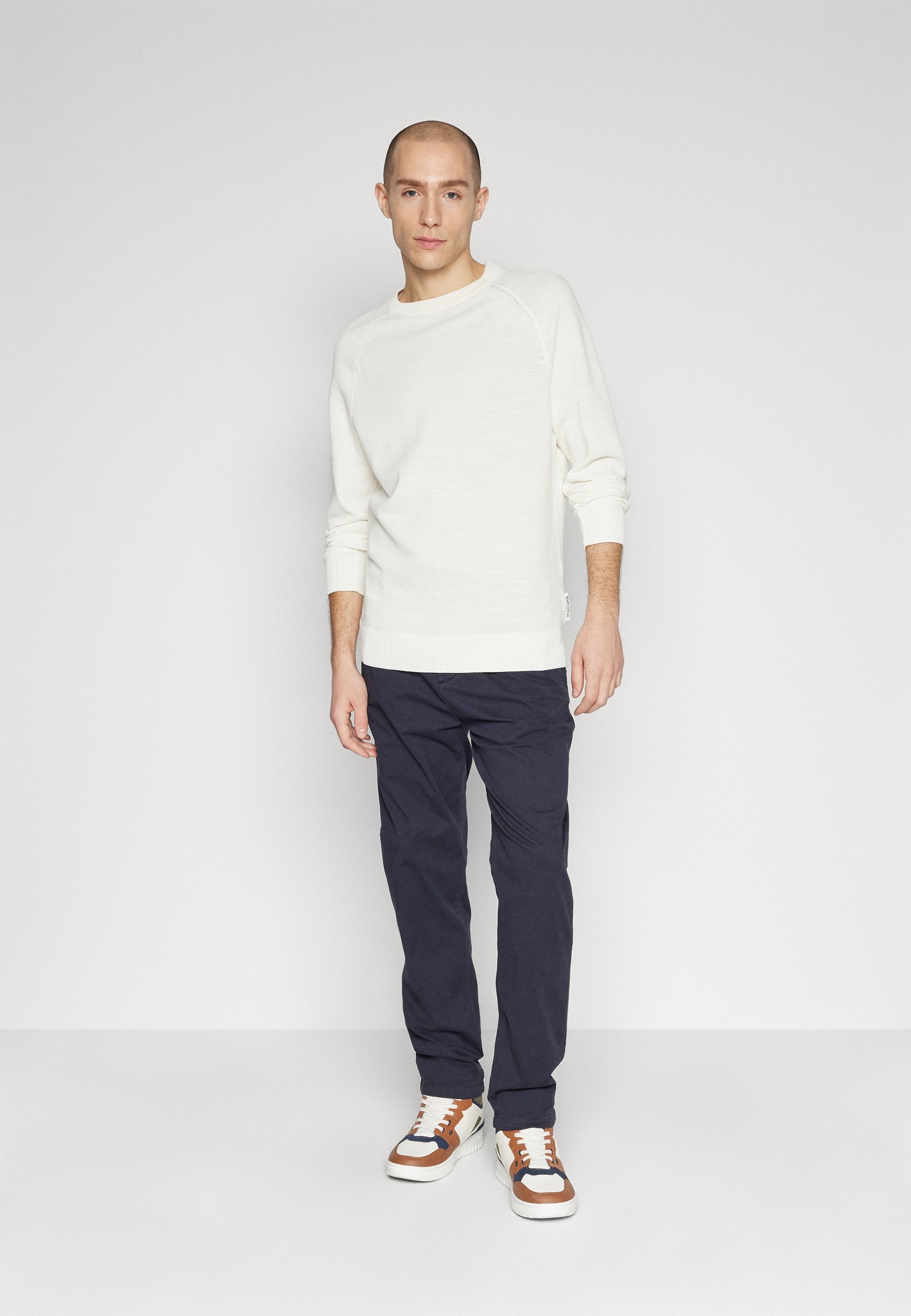 Pantalons chino/citadin  Guess jeans M4YB27 WGC31 G7K5 CAVE BLUE