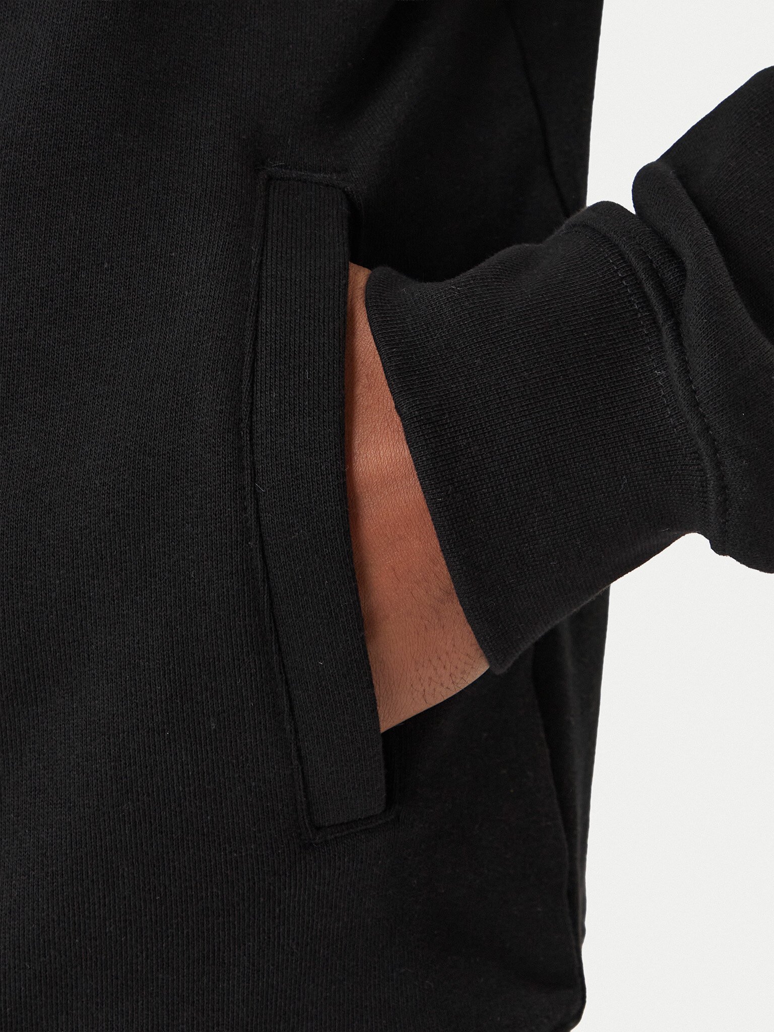 Sweats zippés  Guess jeans Z6RQ16 KAIJ1 JBLK Jet Black A996