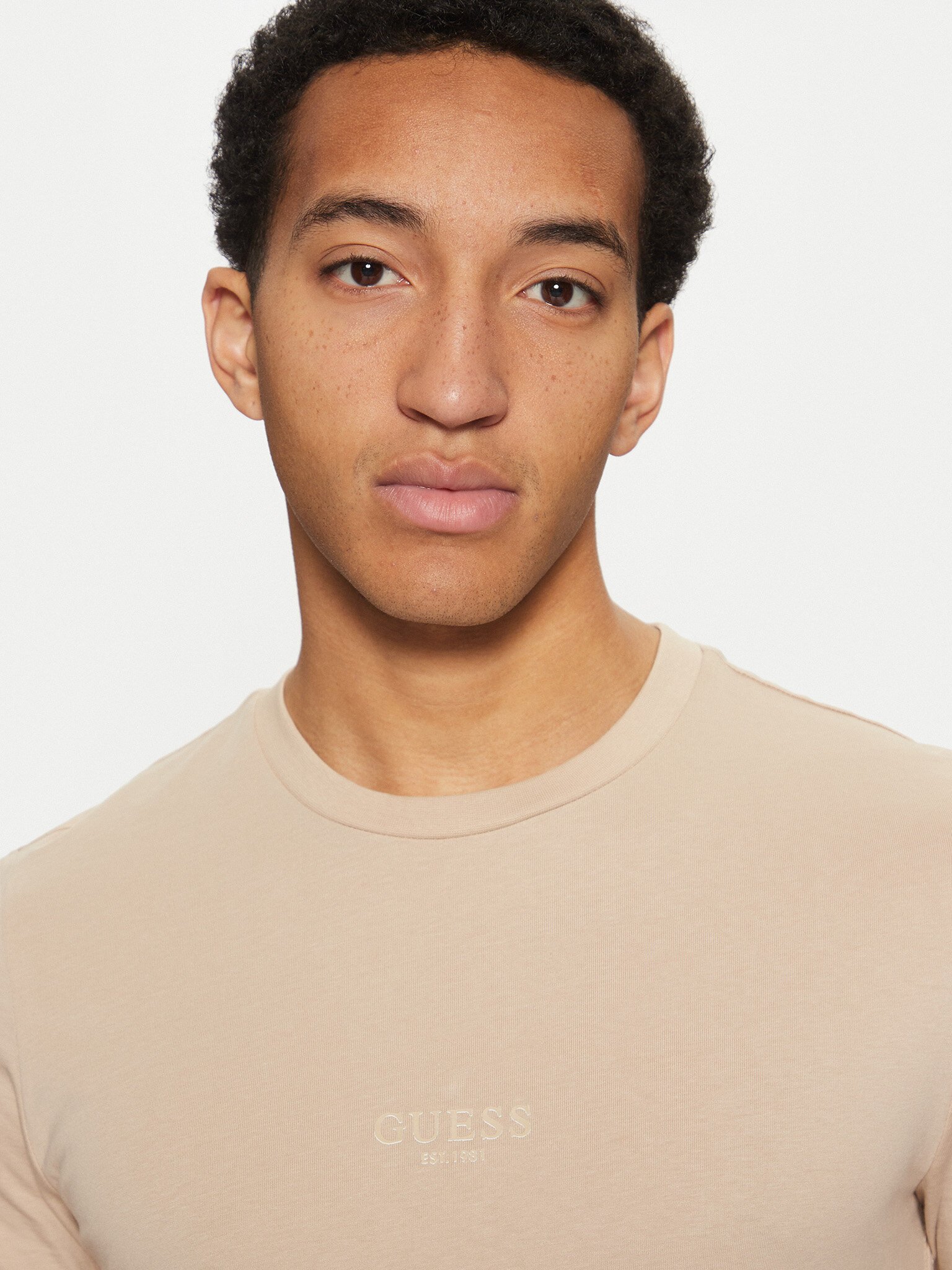 T-S manches courtes  Guess jeans M2YI72 I3Z14 G1DR NEUTRAL SAND