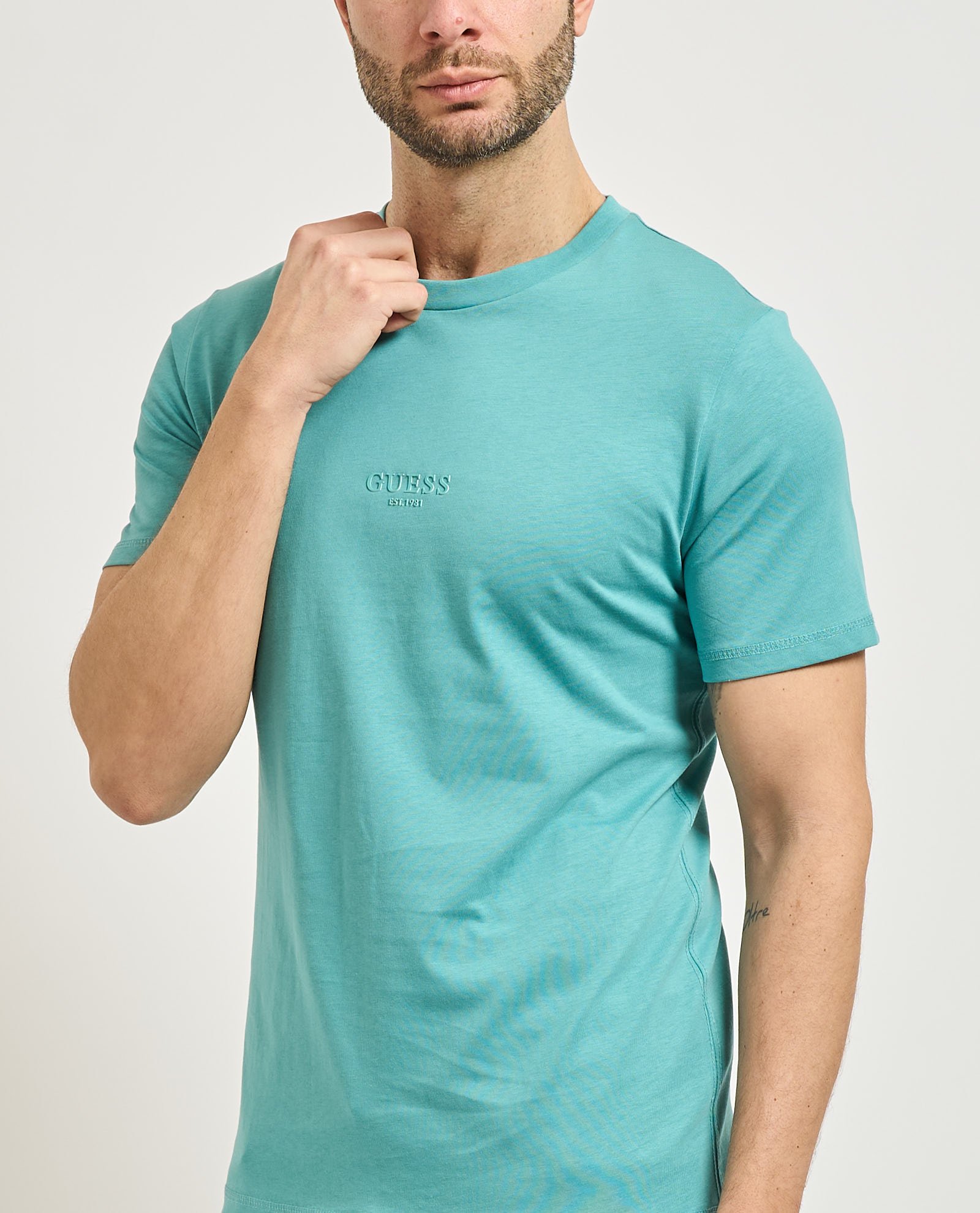 T-S manches courtes  Guess jeans M2YI72 I3Z14 A74H LAGUNA TIDE