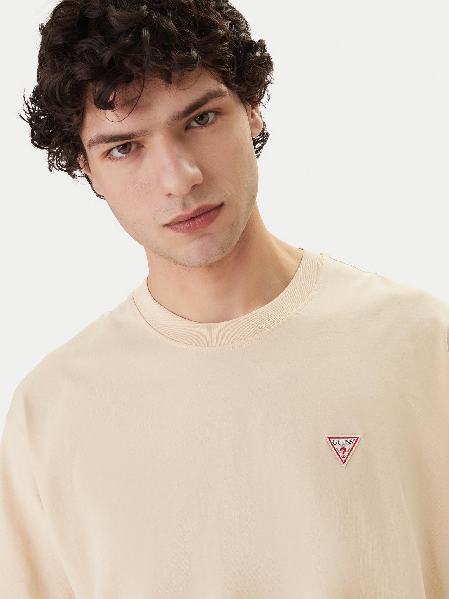 T-S manches courtes  Guess jeans M4YI46 K8FQ4 G1W7 BISCOTTI