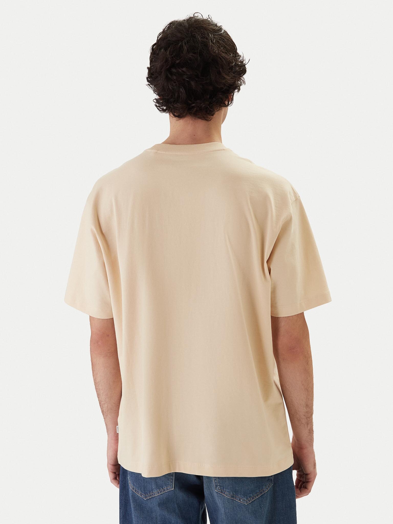 T-S manches courtes  Guess jeans M4YI46 K8FQ4 G1W7 BISCOTTI