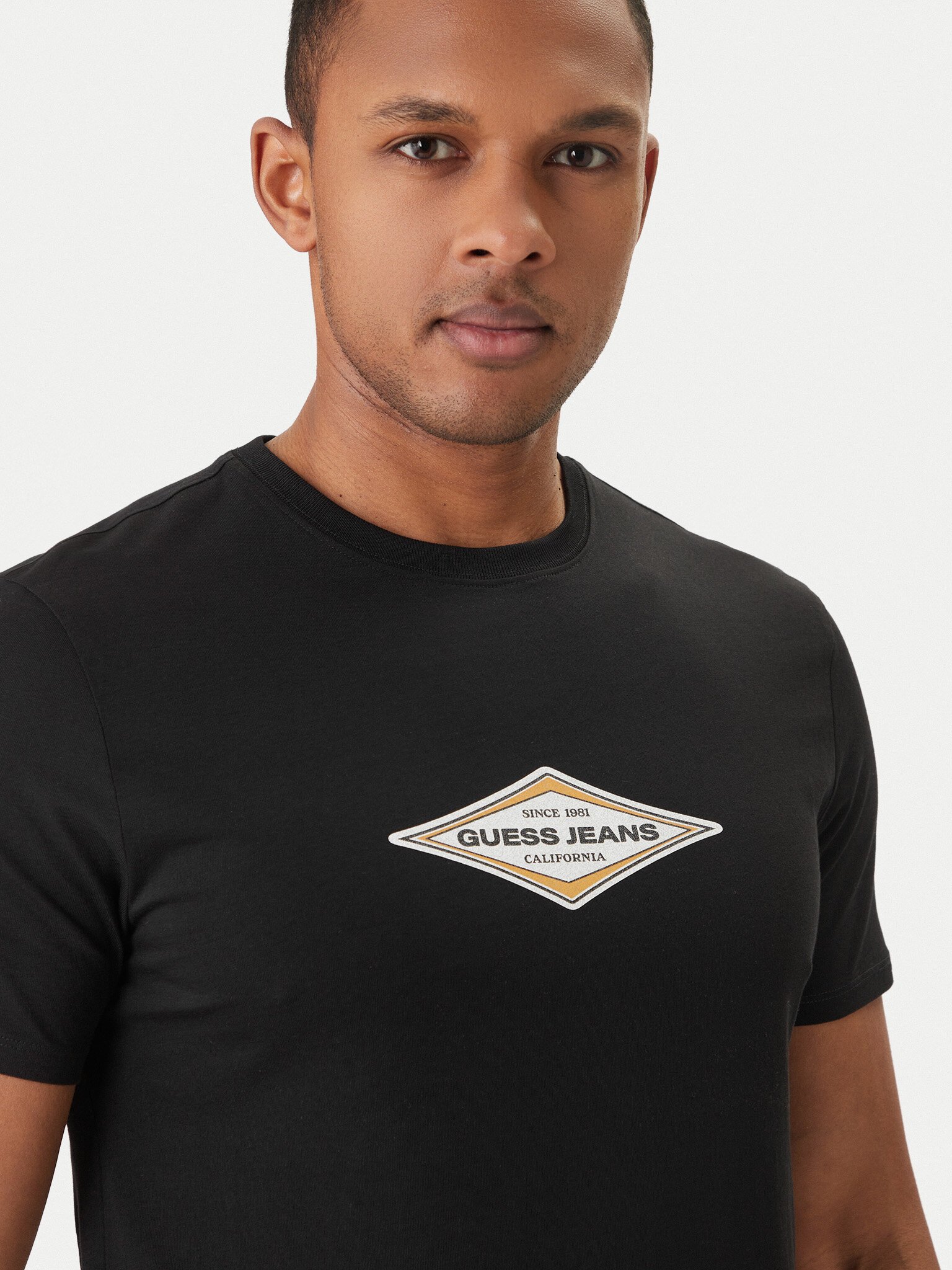 T-S manches courtes  Guess jeans M6GIB4 K8HM0 JBLK Jet Black A996