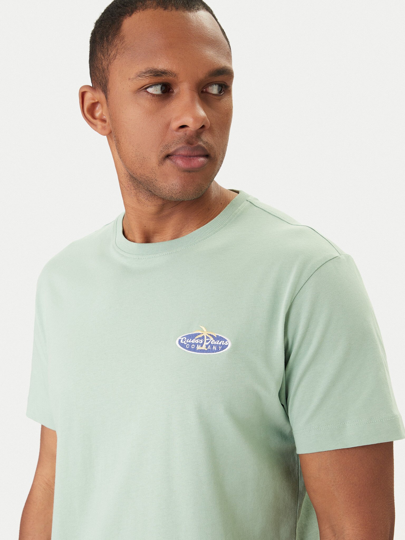 T-S manches courtes  Guess jeans M6GIB7 K8HM0 G8FR GREEN ROCK