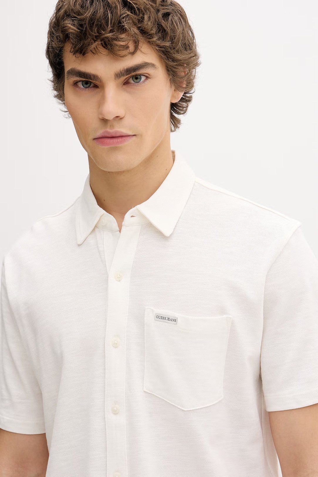 T-S manches courtes  Guess jeans M6GP02 KE731 G046 ALABASTER WHITE