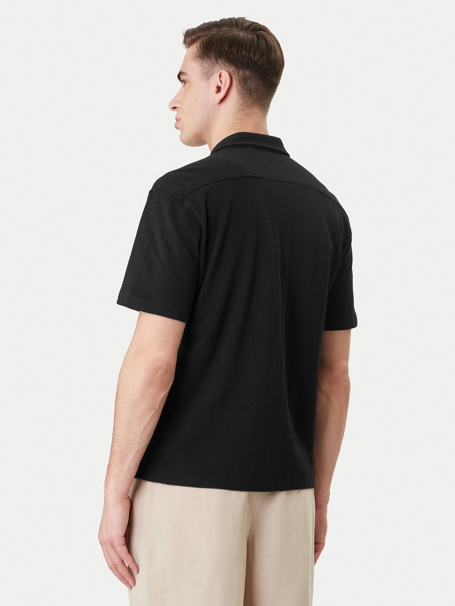 T-S manches courtes  Guess jeans M6GP02 KE731 JBLK Jet Black A996