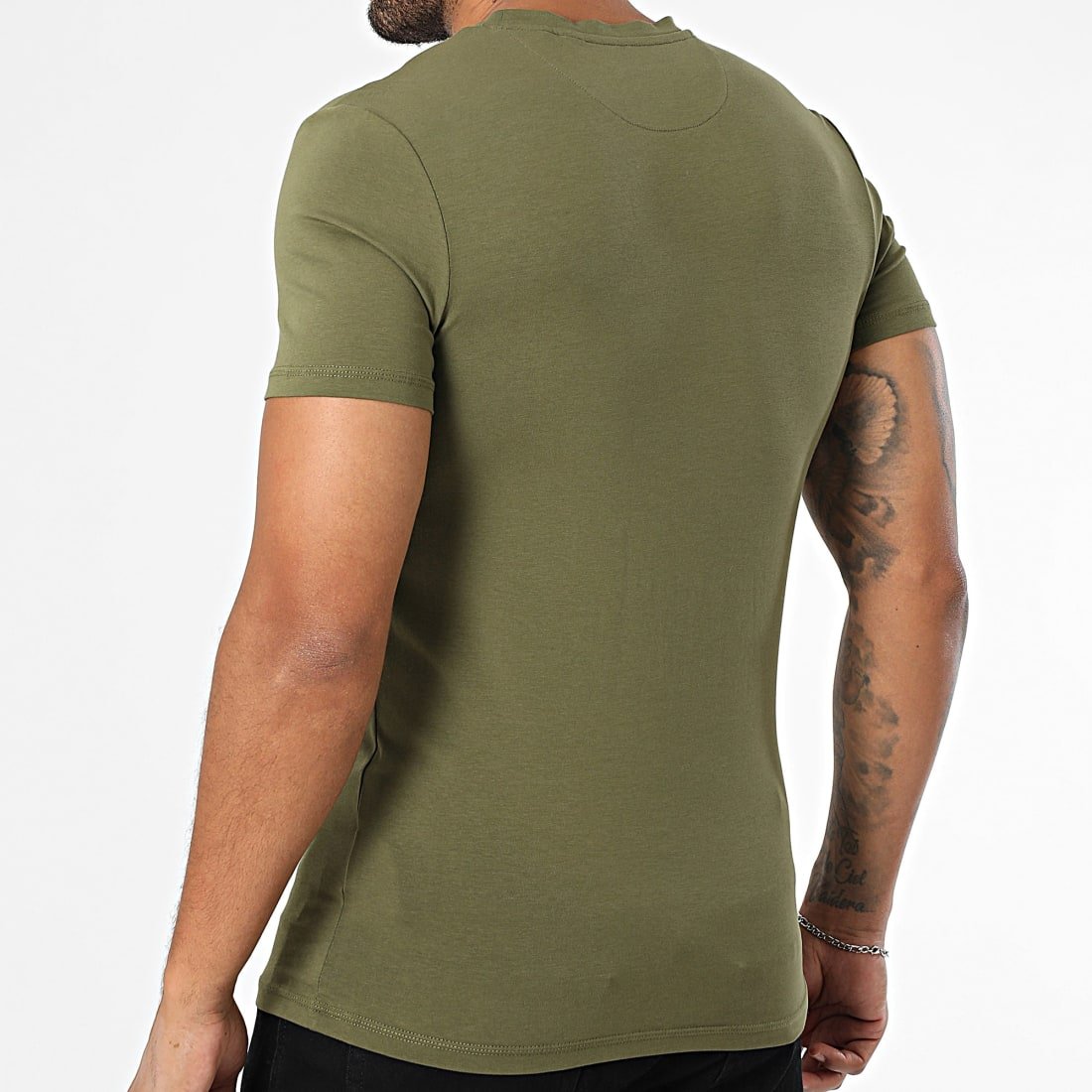 T-S manches courtes  Guess jeans U5GM11 K6YW1 G8DA MILITARY CACTUS