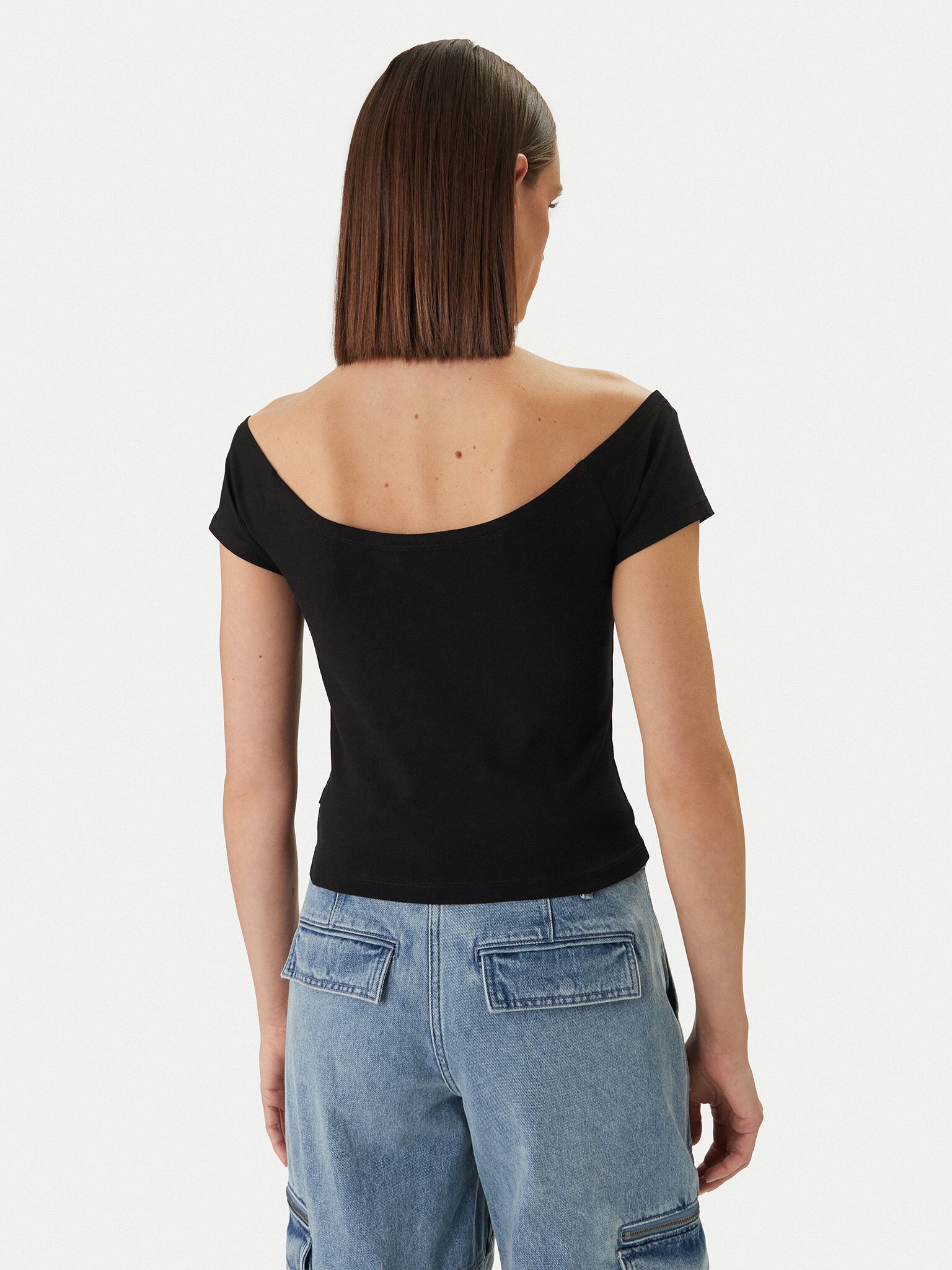 Tee shirt  Guess jeans W6GI07 J1314 JBLK Jet Black A996