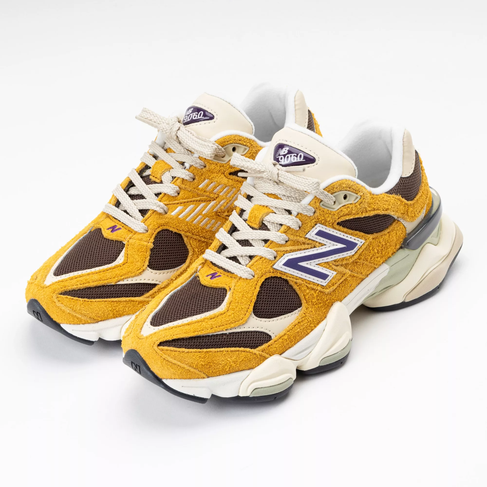 Sneakers / Sport  New balance NBU9060SRB Jaune