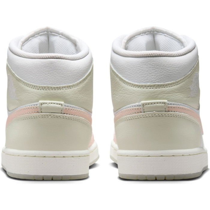 Sneakers / Sport  Nike HJ6654-100 100 White/guava ice sea glass