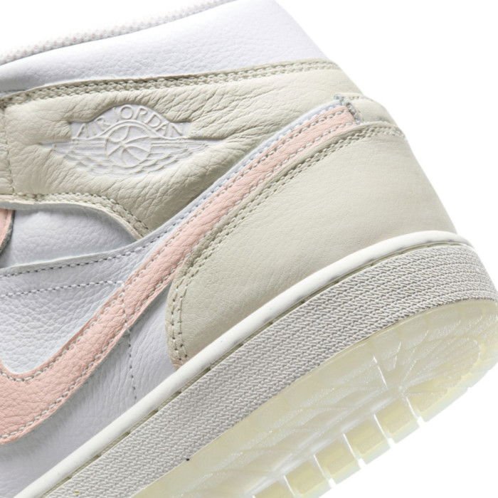 Sneakers / Sport  Nike HJ6654-100 100 White/guava ice sea glass
