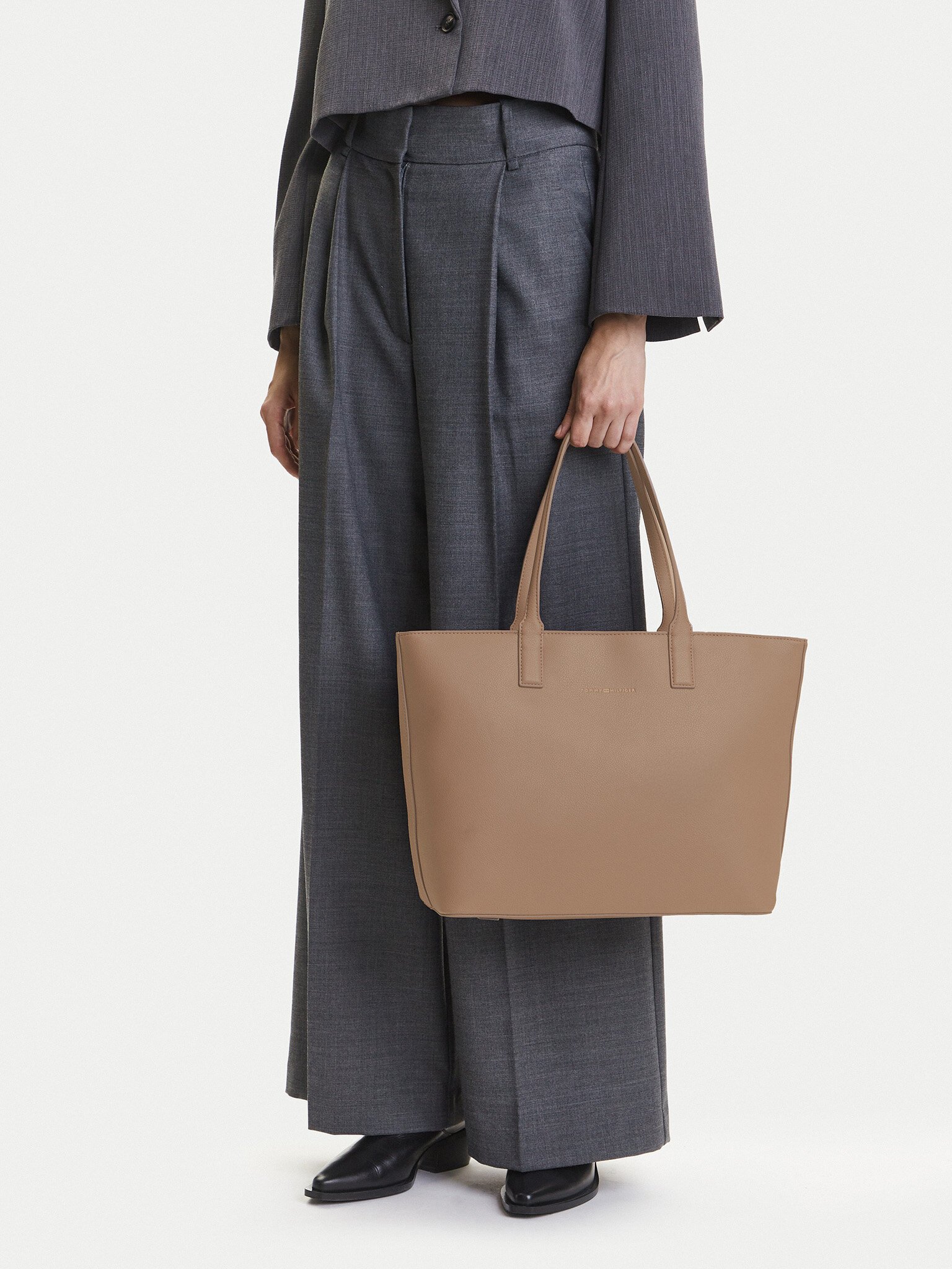 Cabas / Sacs shopping  Tommy Hilfiger AW0AW17449 AFE Coastal Taupe