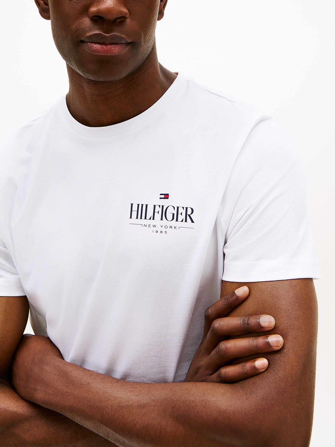 T-S manches courtes  Tommy Hilfiger MW0MW39355 YBR White