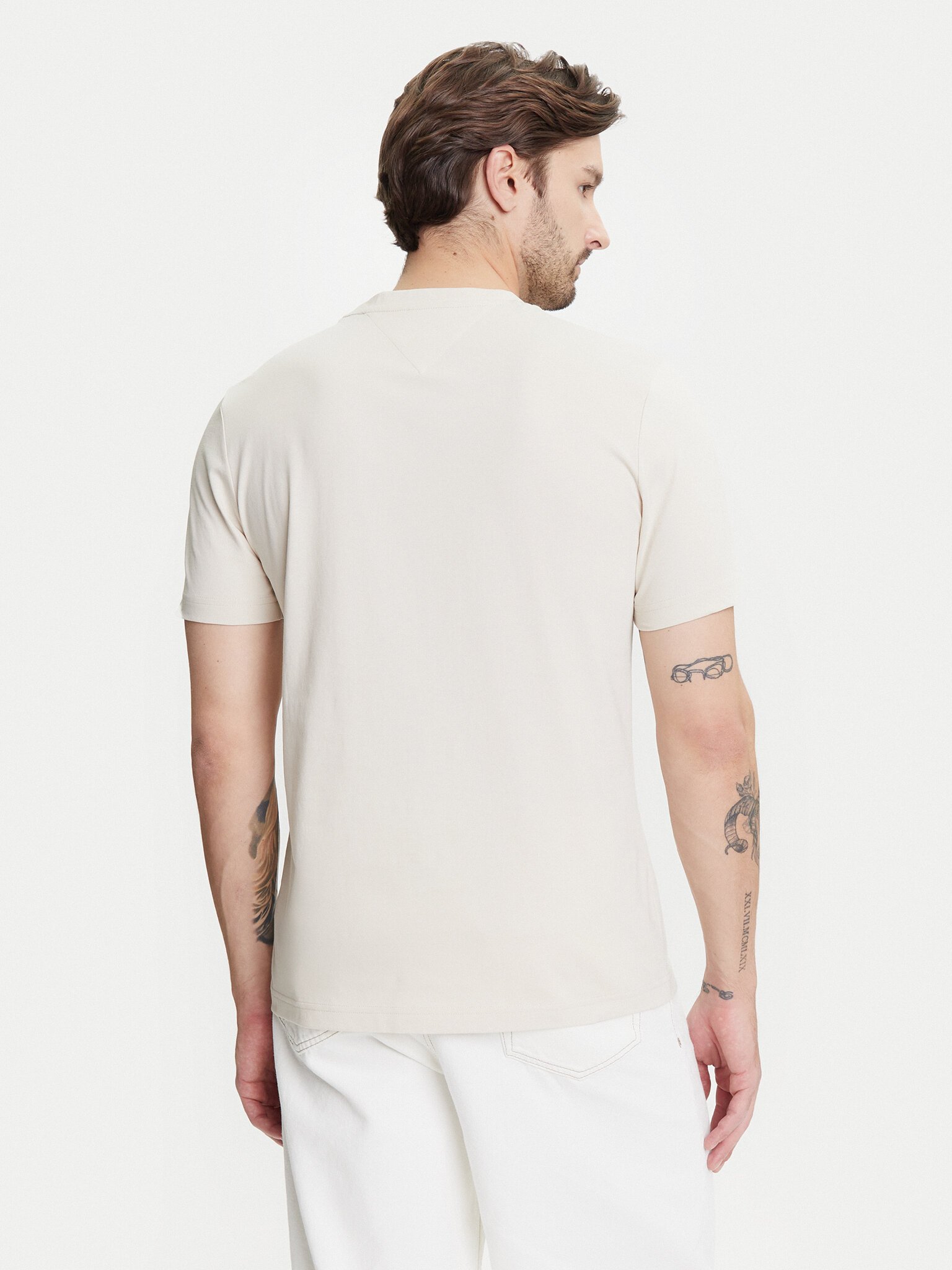 T-S manches courtes  Tommy Hilfiger MW0MW40324 ACG Newsprint