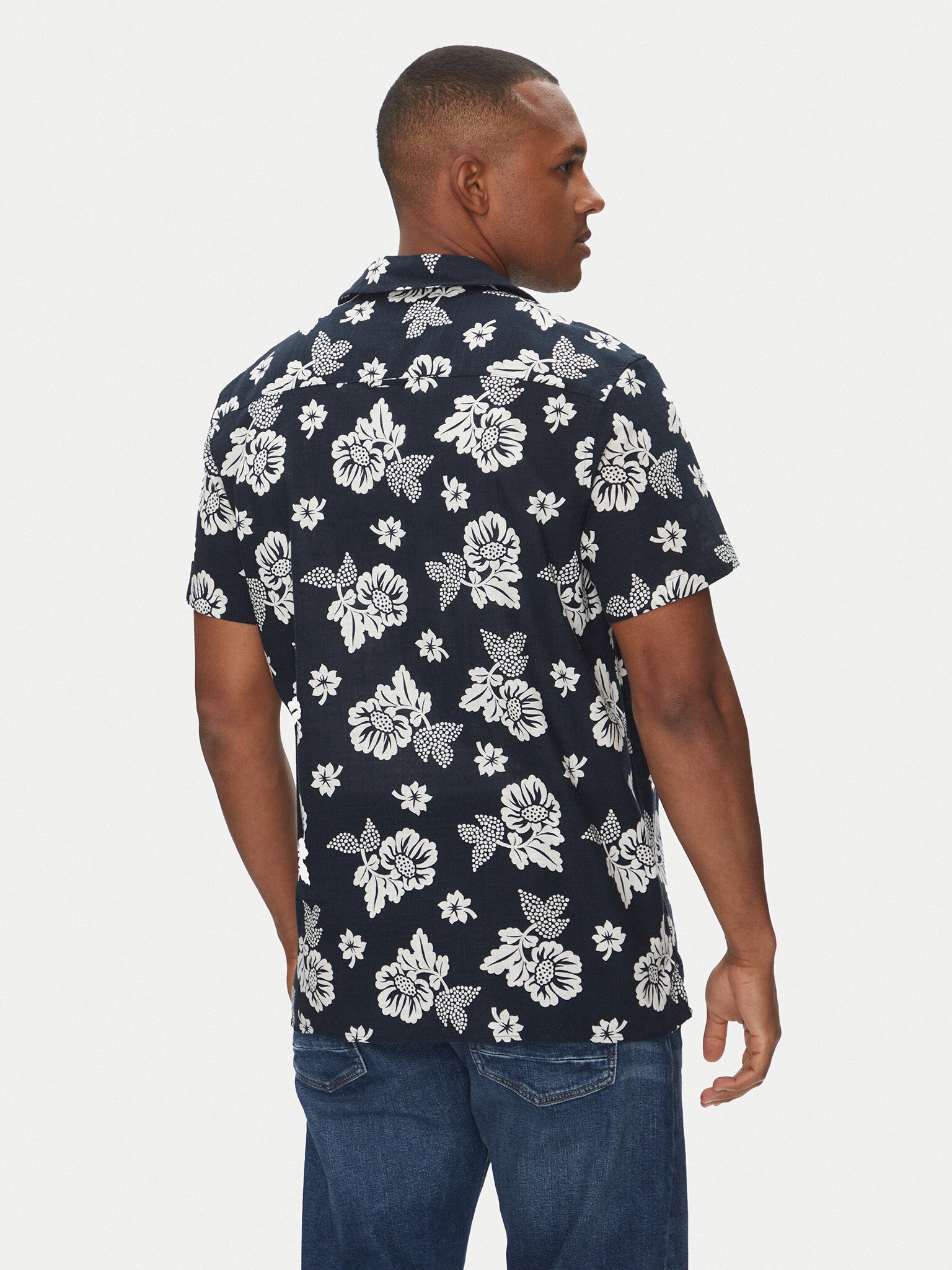 Chemises manches courtes  Tommy Jeans DM0DM21351 C1G Dark Night Navy Bandana Aop