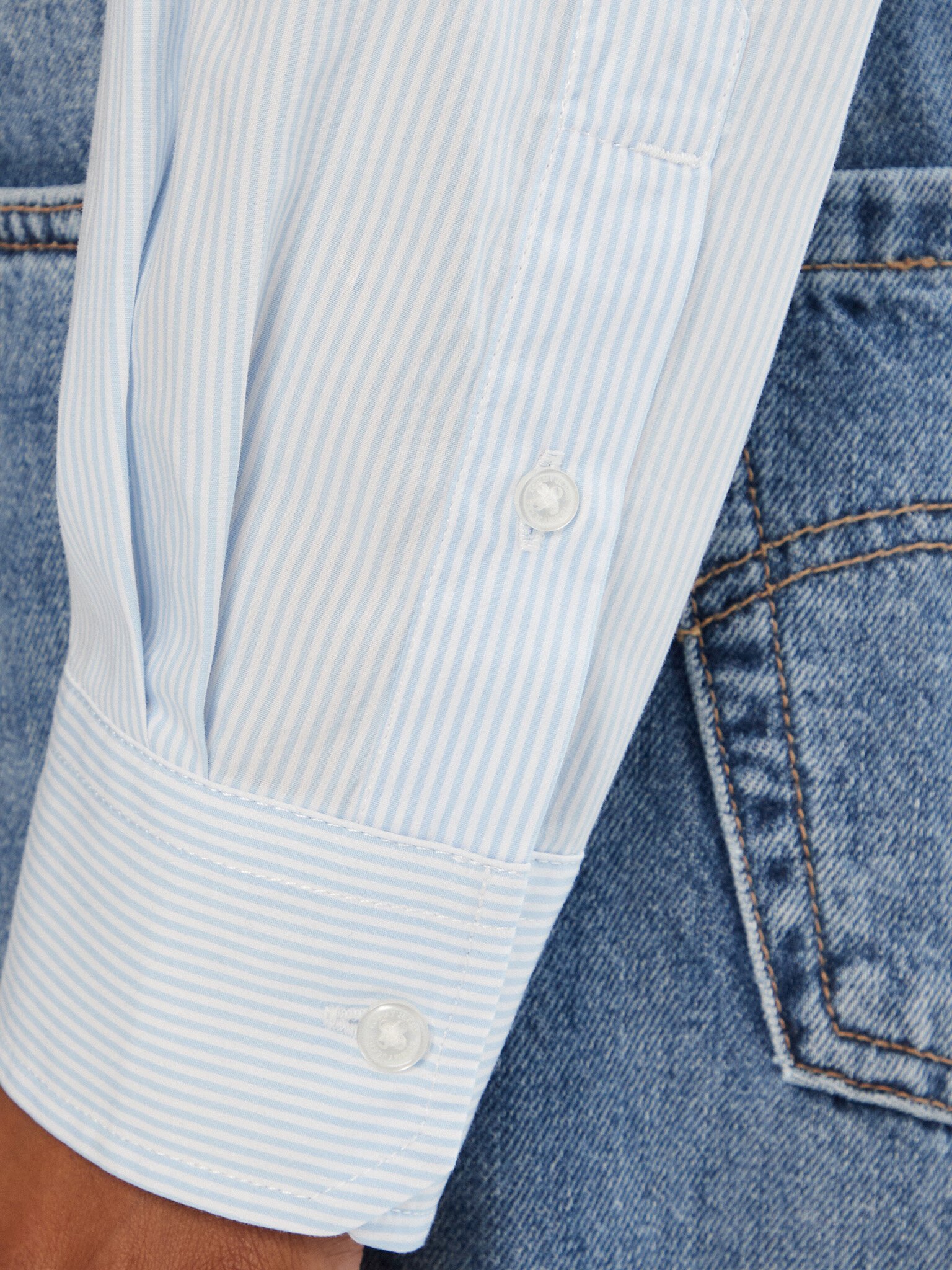 Chemisiers  Tommy Jeans DW0DW21400 0BC Light Powdery Blue / Stripe