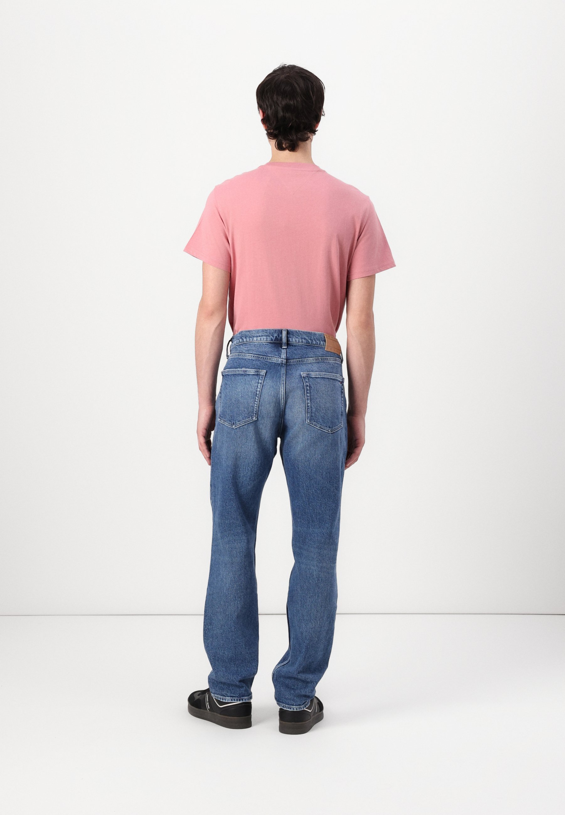 régular  Tommy Jeans DM0DM21229 1A5 Denim Medium