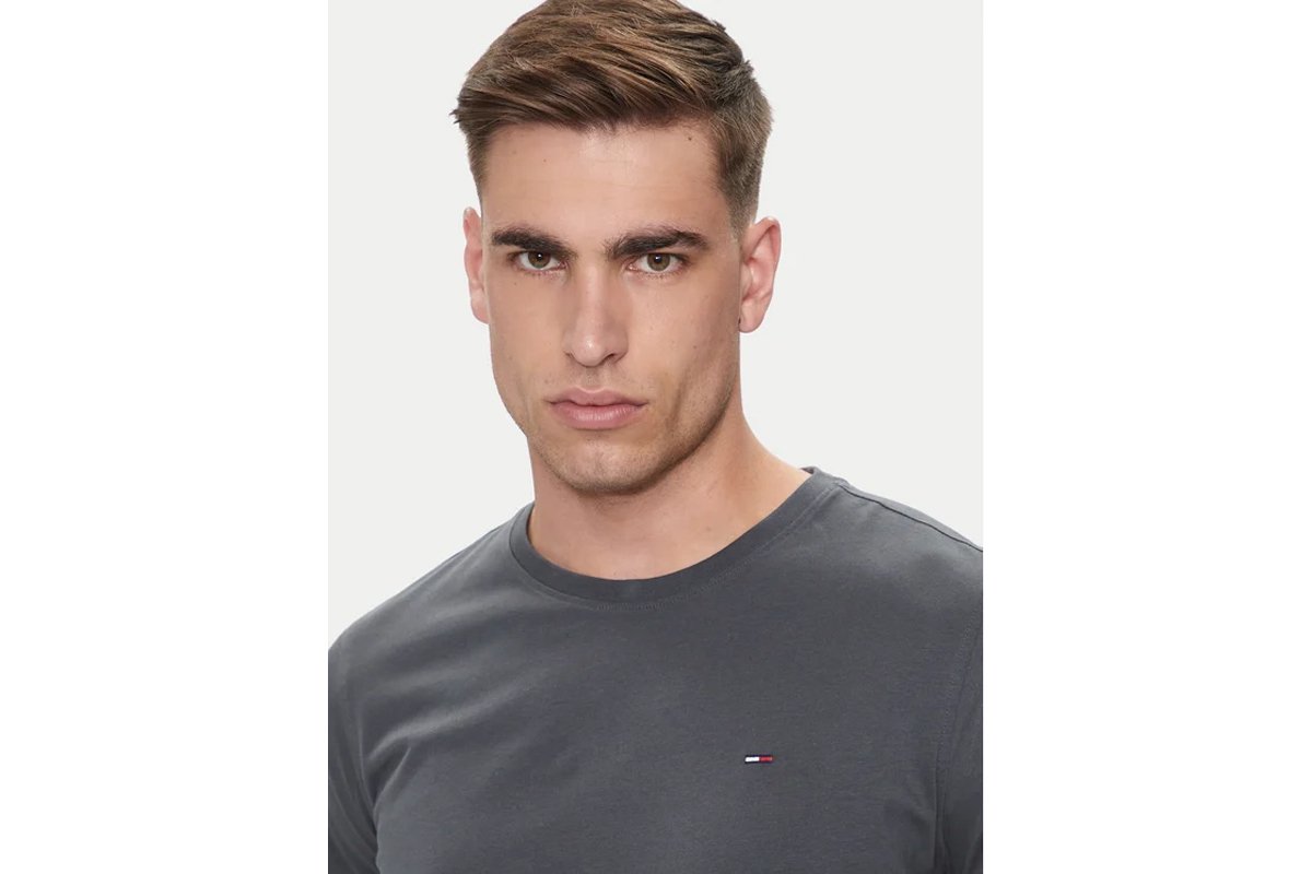 T-S manches courtes  Tommy Jeans DM0DM04411 PT2 Washed Black