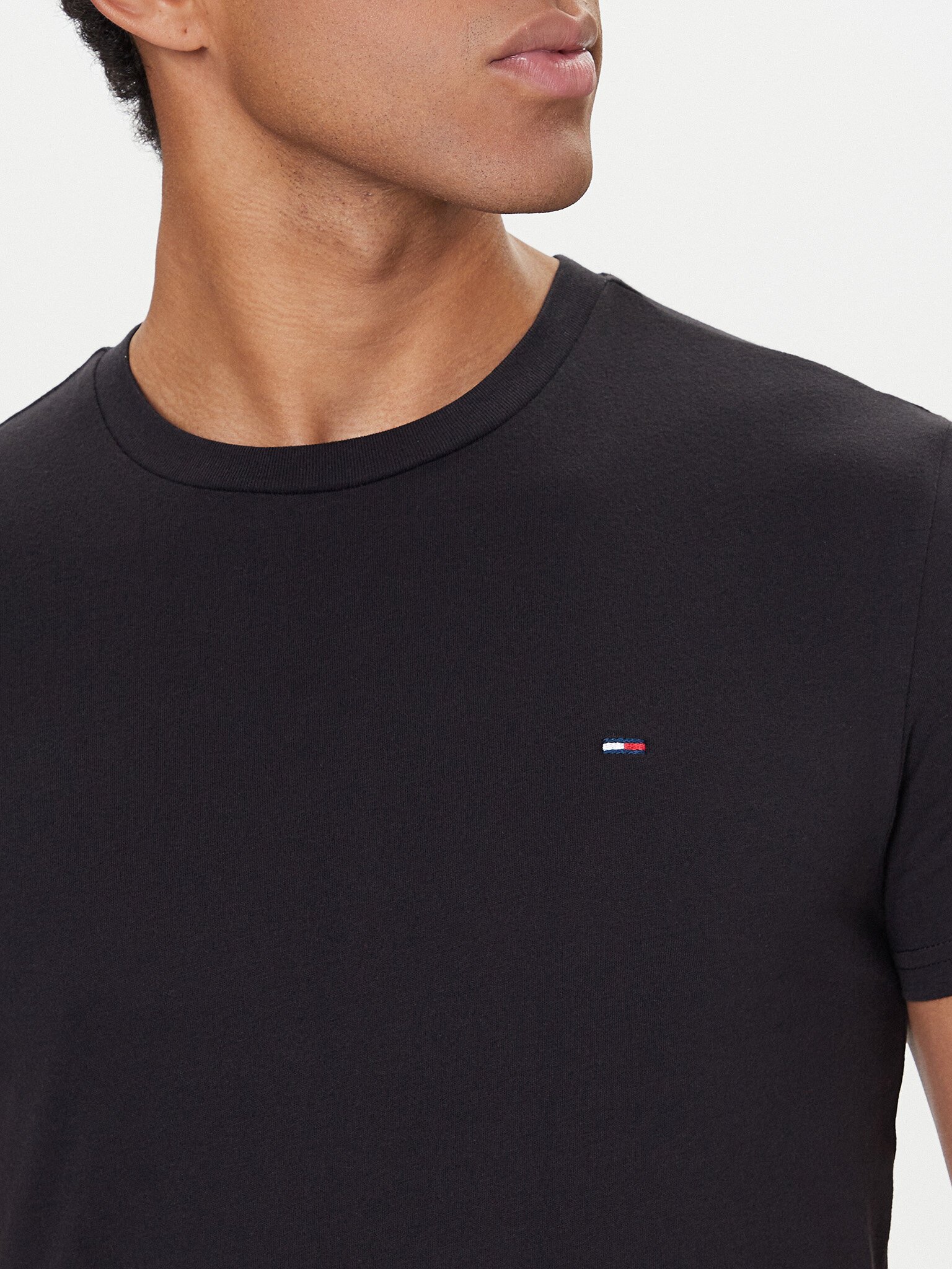 T-S manches courtes  Tommy Jeans DM0DM20687 0XX Black / Black