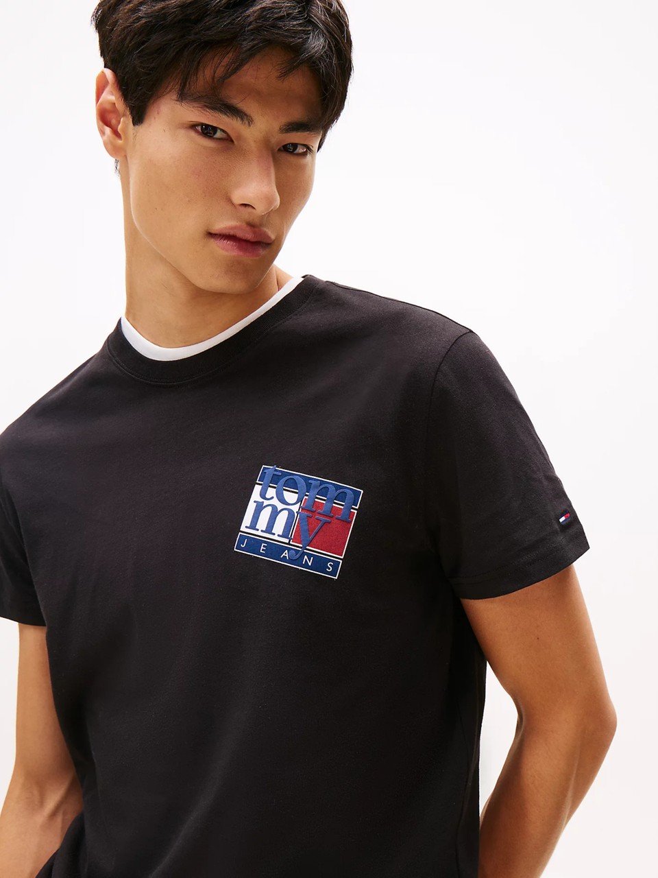 T-S manches courtes  Tommy Jeans DM0DM22127 BDS Black