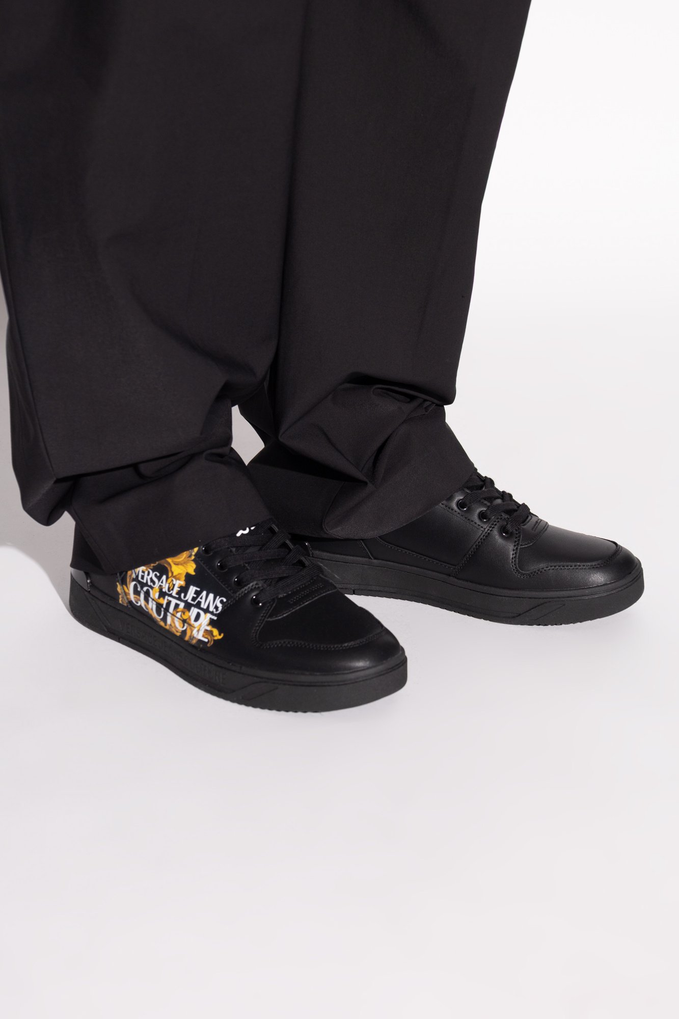 Sneakers / Sport  Versace Jeans 79YA3SJ5 ZPB42 G89 BLACK + GOLD