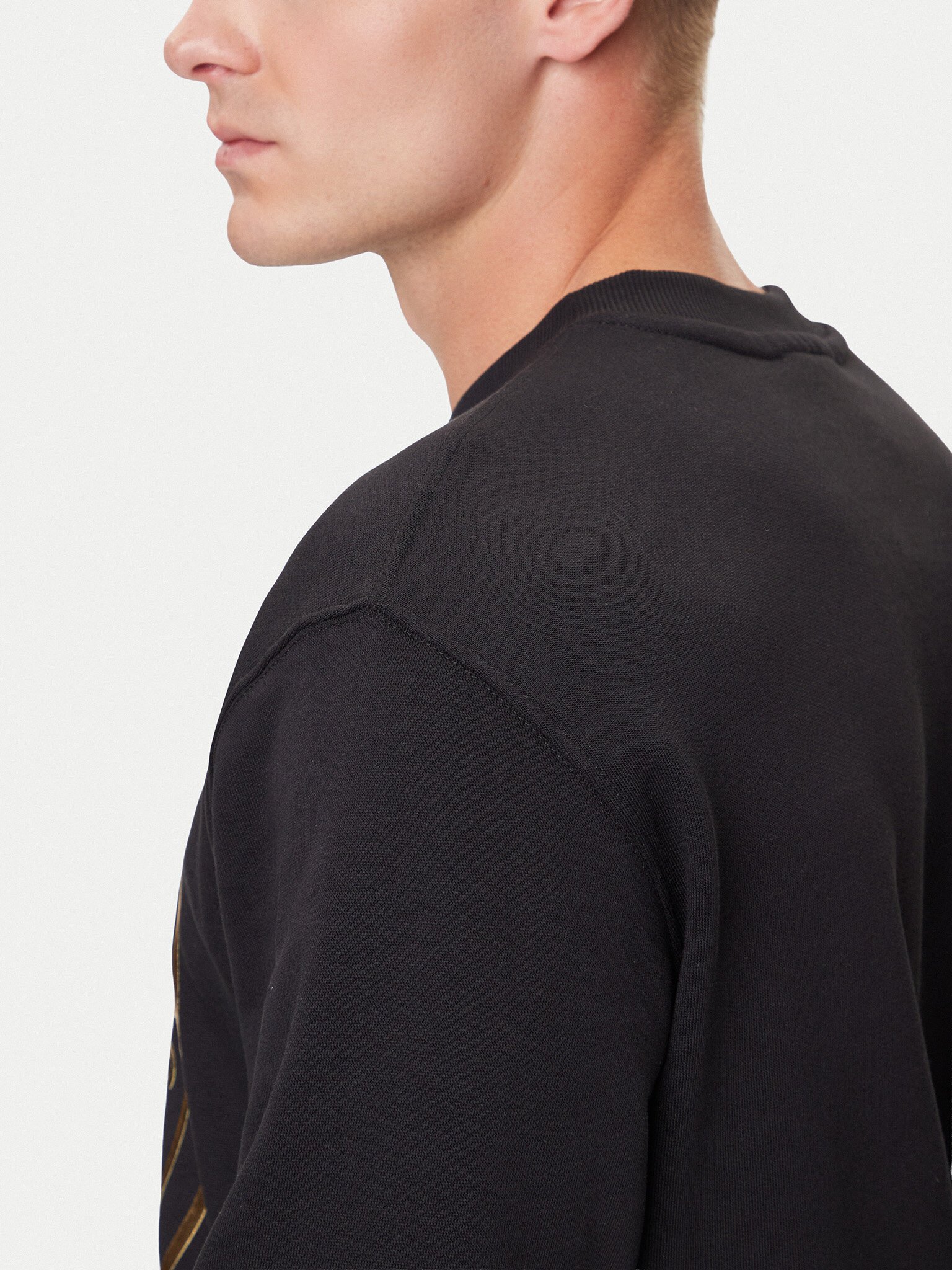 Sweatshirts  Versace Jeans 79GAIT01 CF00T G89 BLACK + GOLD