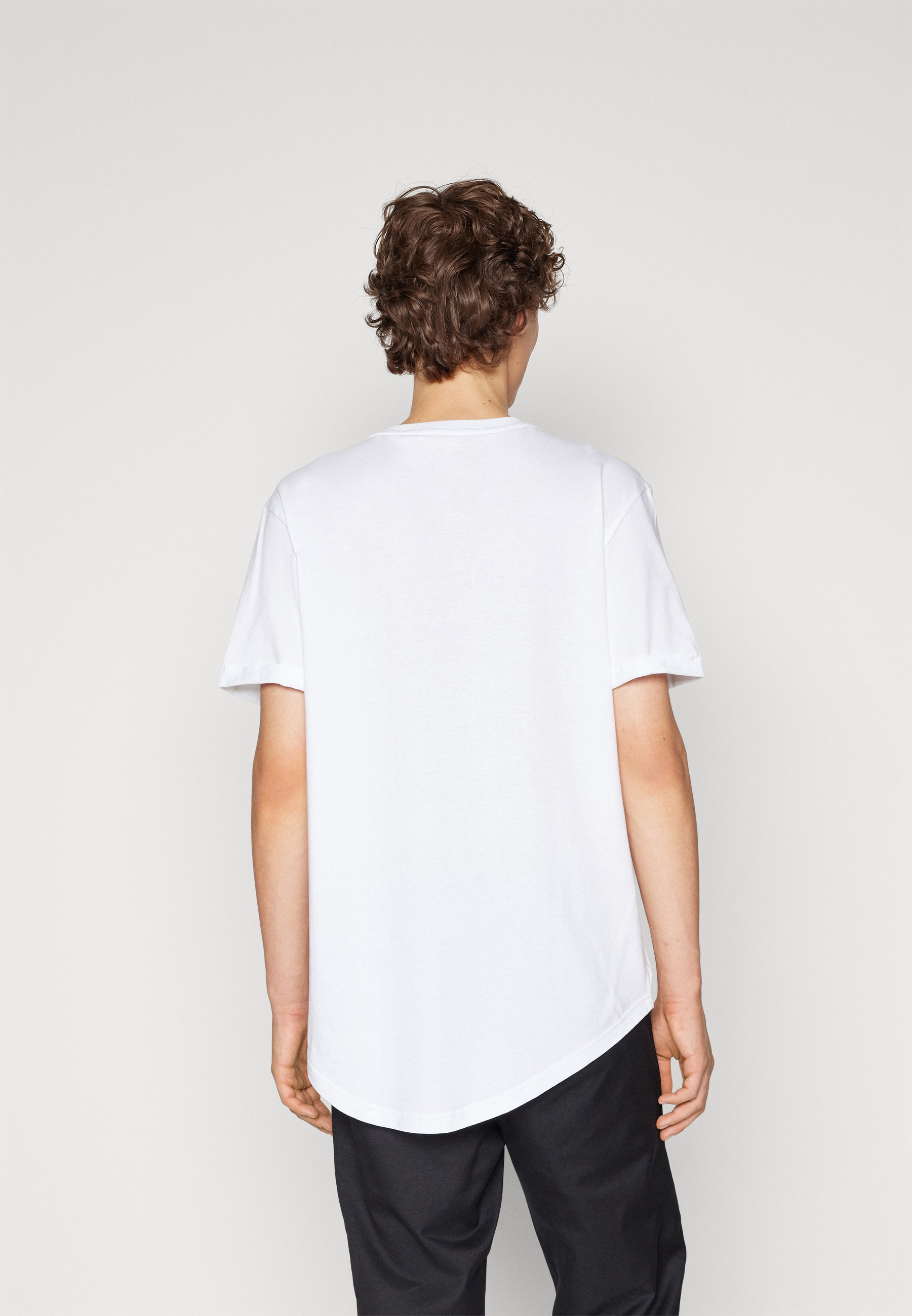 T-S manches courtes  Calvin klein J30J323482 YAF Bright White