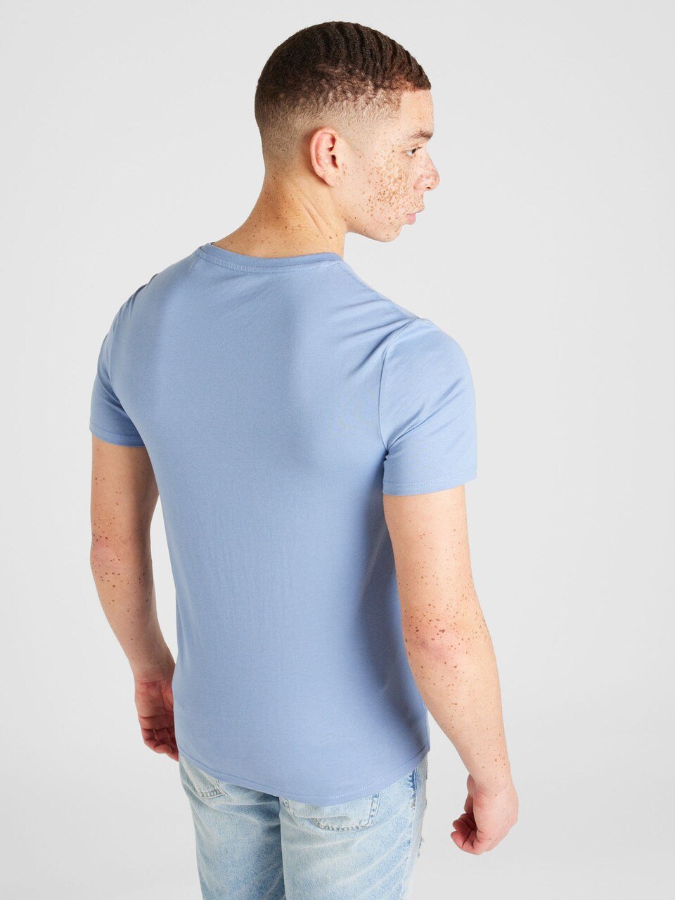 T-S manches courtes  Guess jeans M2YI71 I3Z14 G7CZ PARTLY CLOUDY
