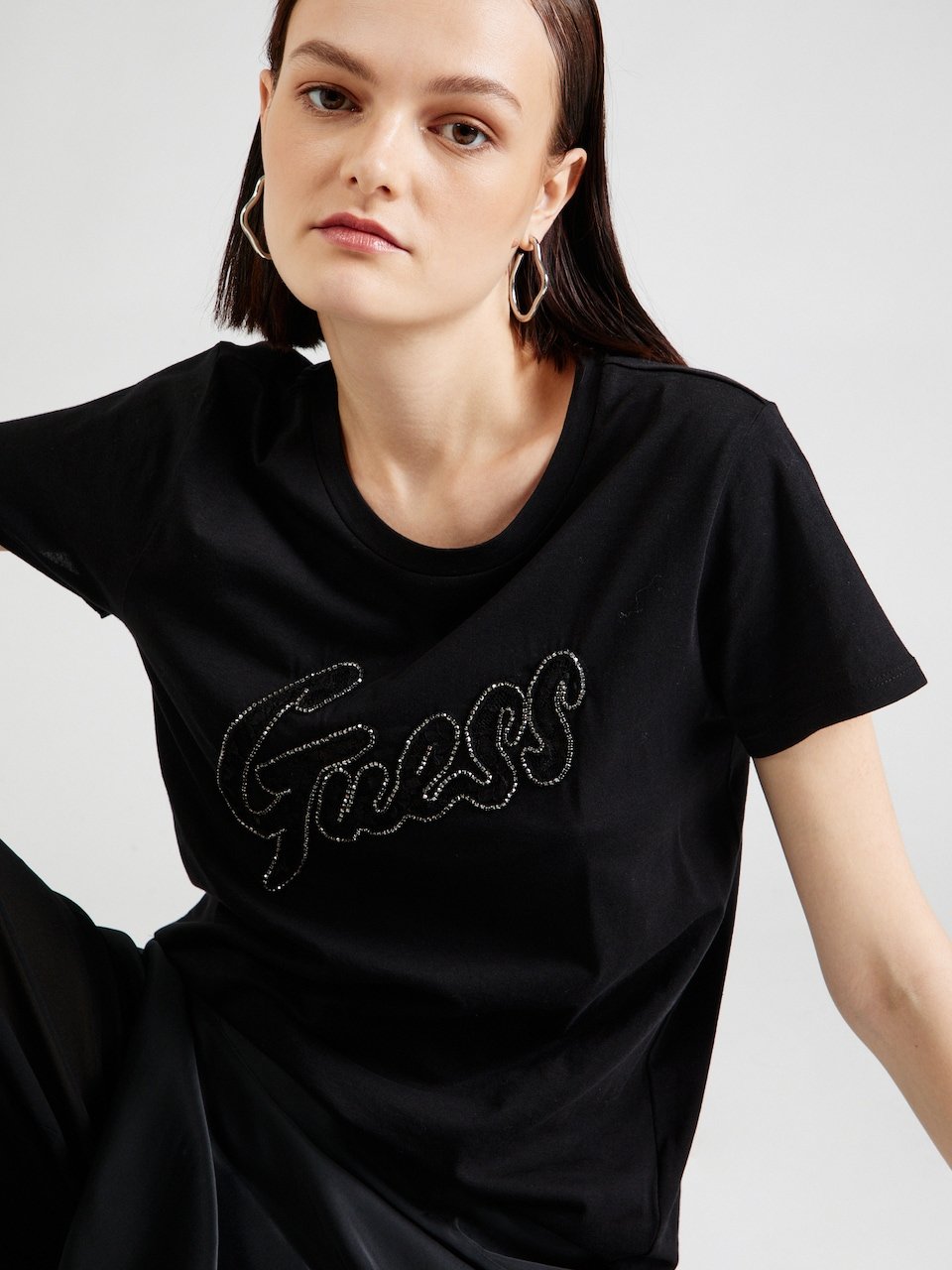 Tee shirt  Guess jeans W4RI25 K9RM1 JBLK Jet Black A996