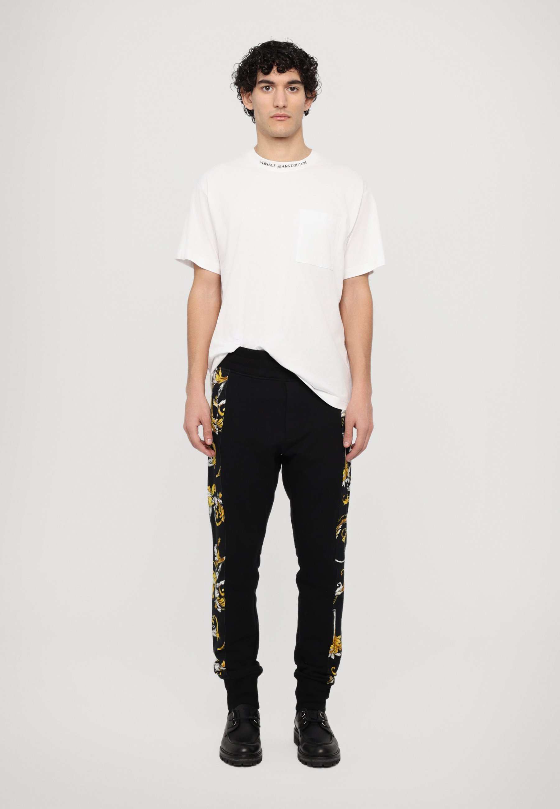Pantalons sport/streetwear  Versace Jeans 78GAA3C0 FS189 G89 BLACK + GOLD
