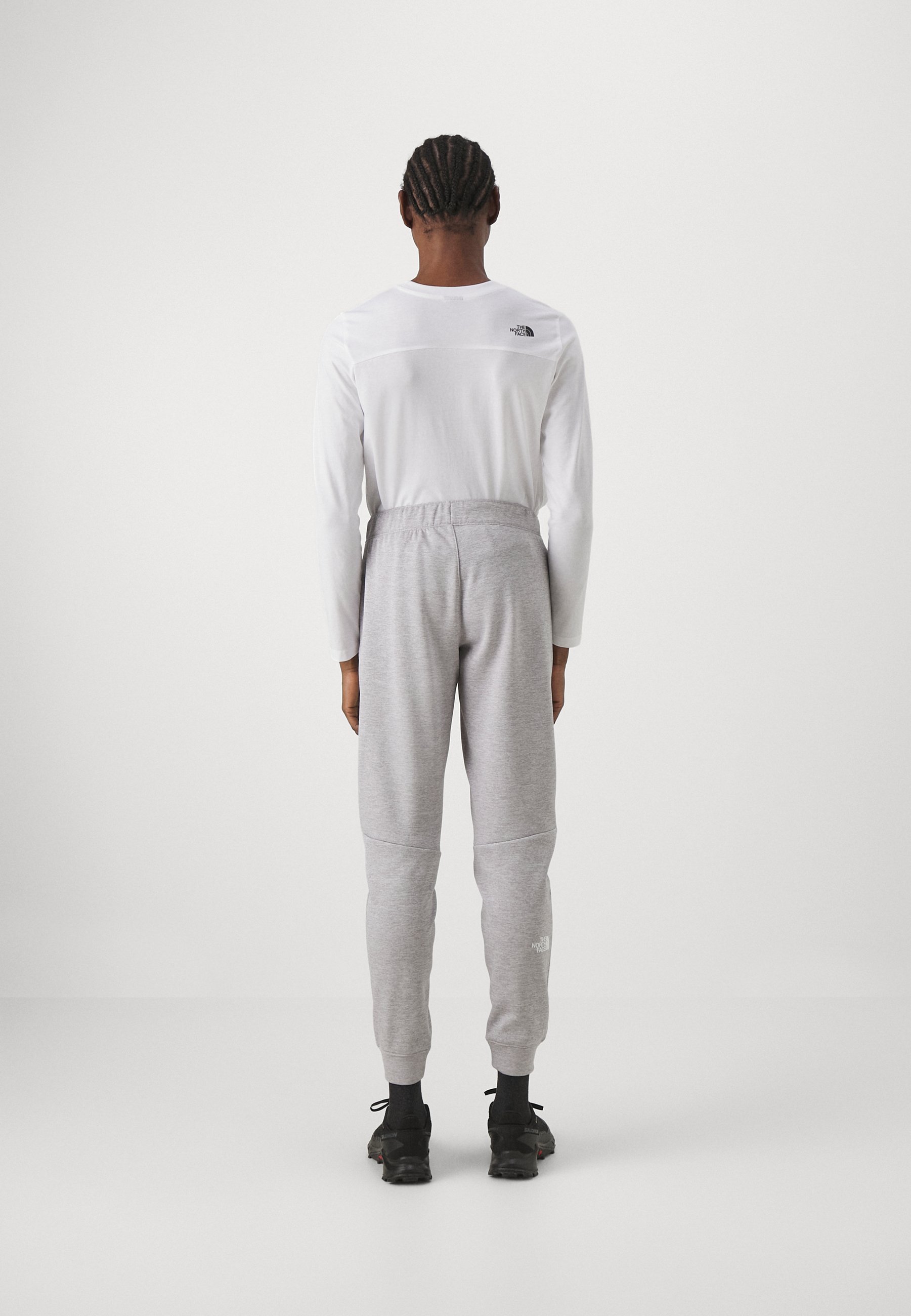 Pantalons  The North Face NF0A7ZABDYX1REG LIGHT GREY HTR