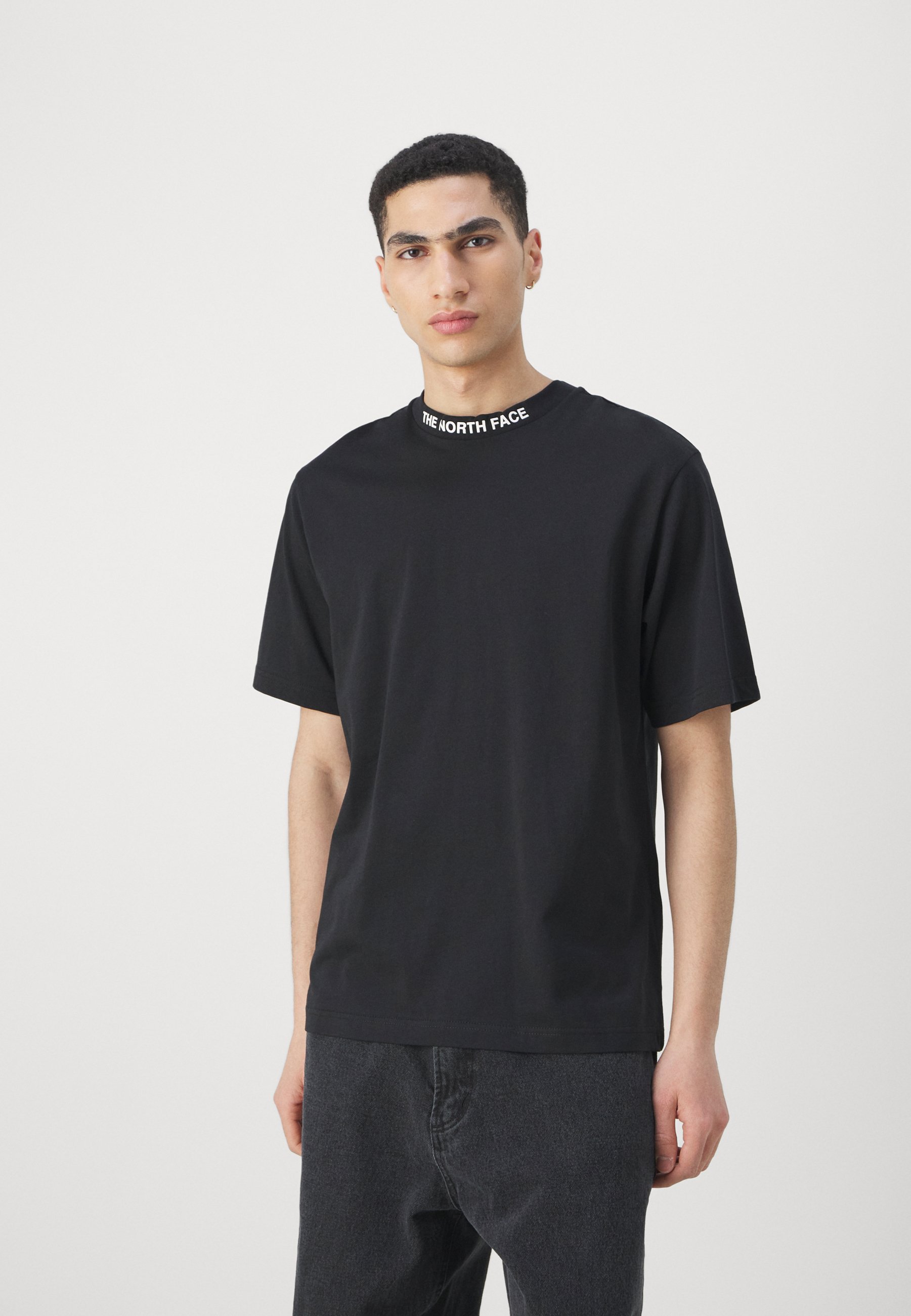 T-S manches courtes  The North Face NF0A87DDJK31 BLACK