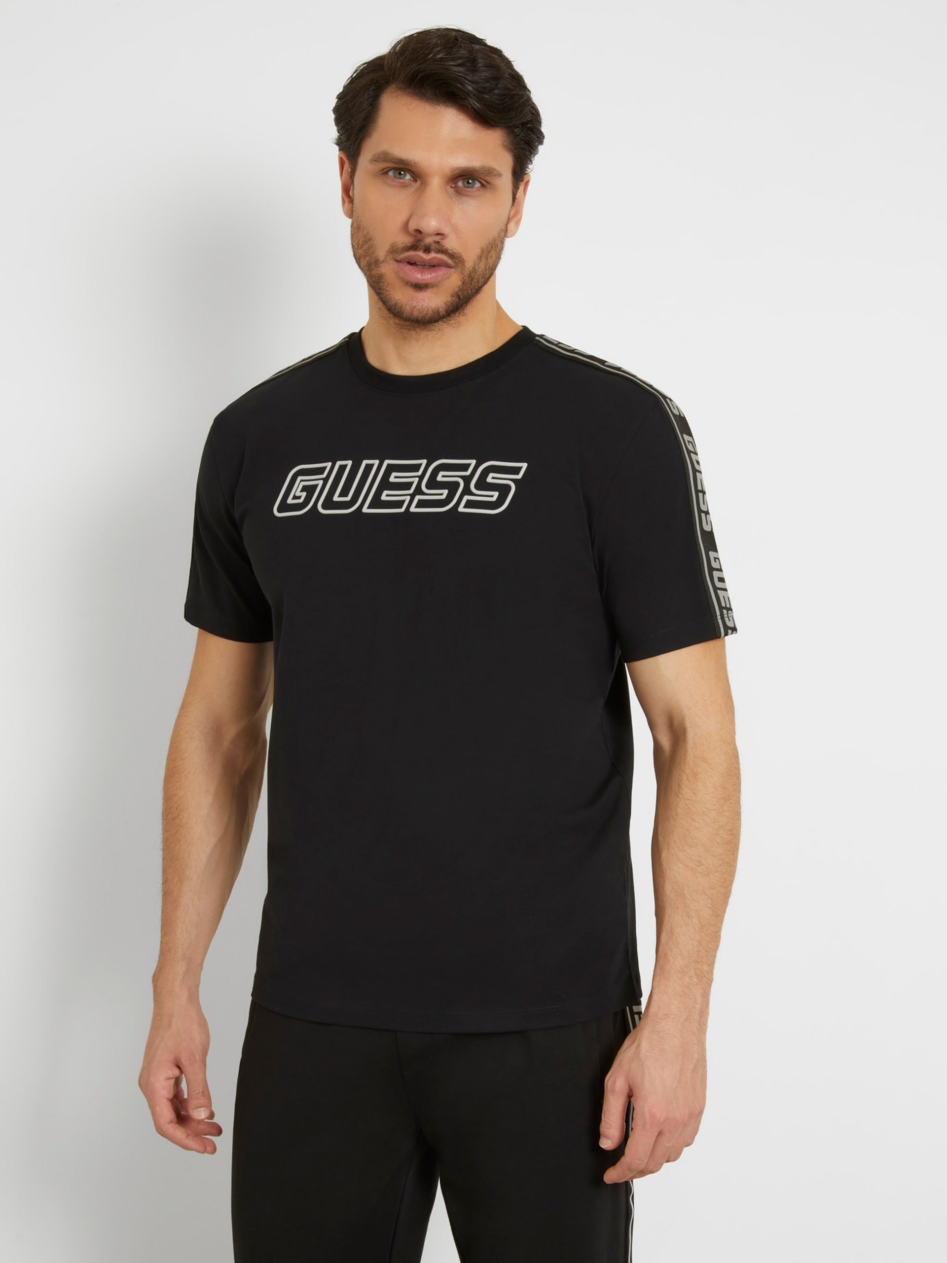 T-S manches courtes  Guess jeans Z4GI18 J1314 JBLK Jet Black A996