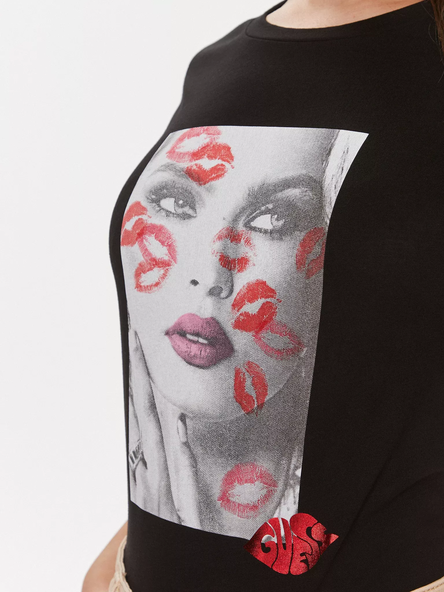 Tee shirt  Guess jeans W4RI20 K9RM1 JBLK Jet Black A996