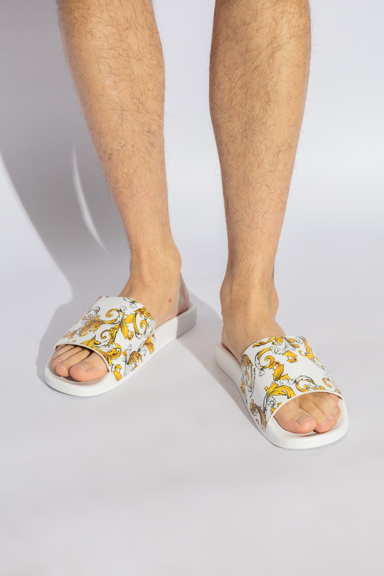 Tongs / Mules  Versace Jeans 78YA3SQ4 ZS365 G03 WHITE + GOLD