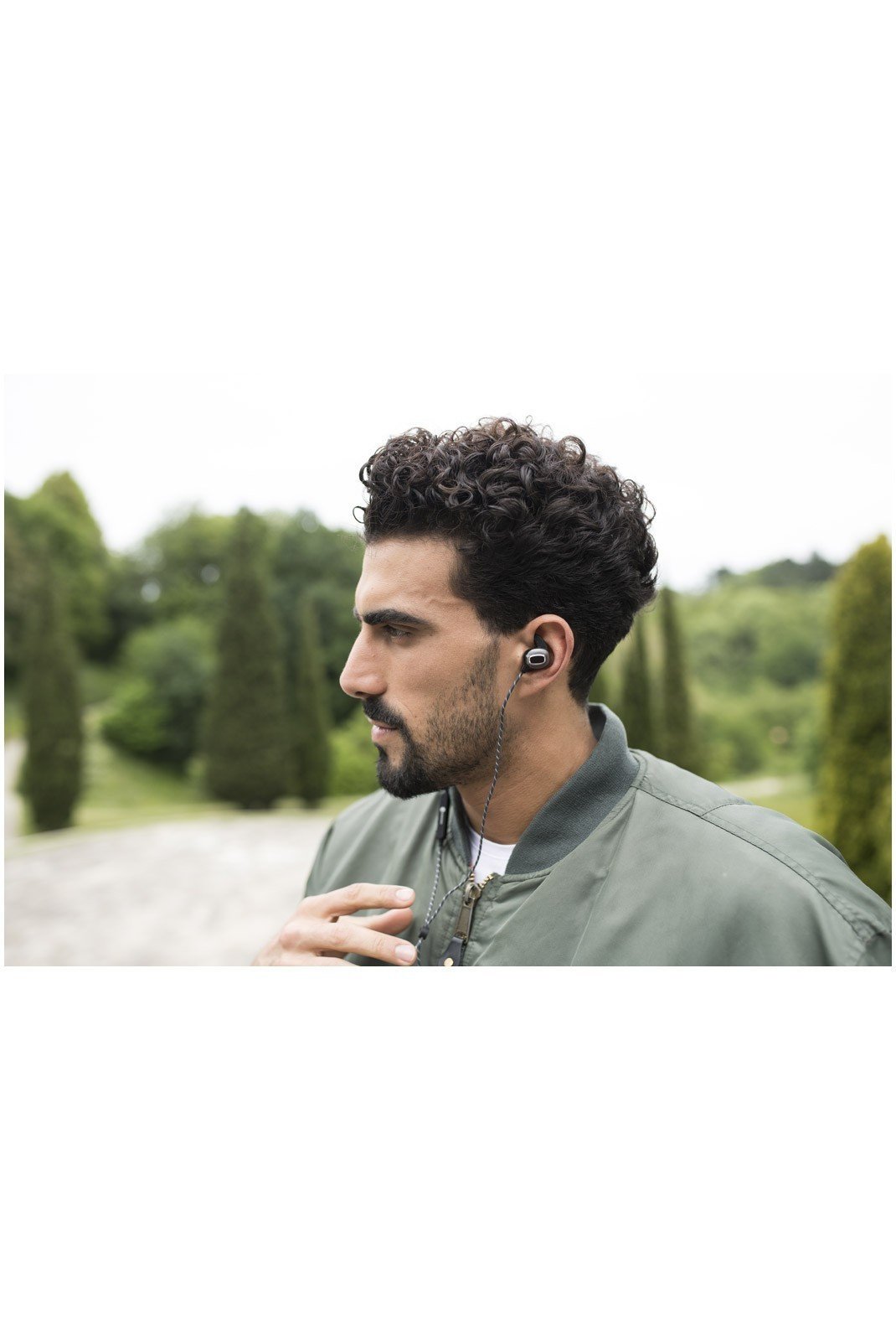 Hi Tech  MAGNUSSEN AUDIO EB1000503 