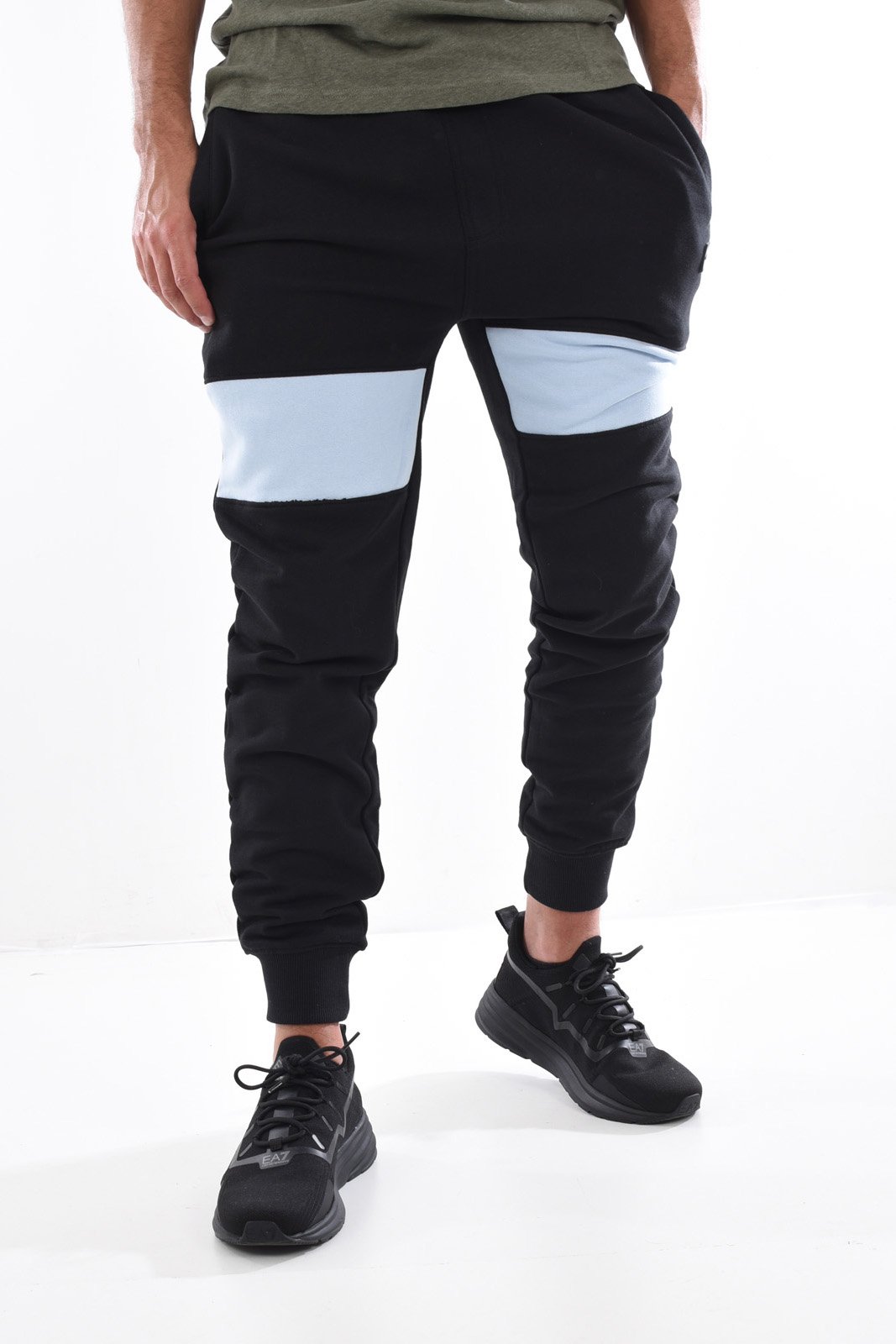 Pantalons sport/streetwear  Cerruti 1881 MONTAIONE JOGG Noir